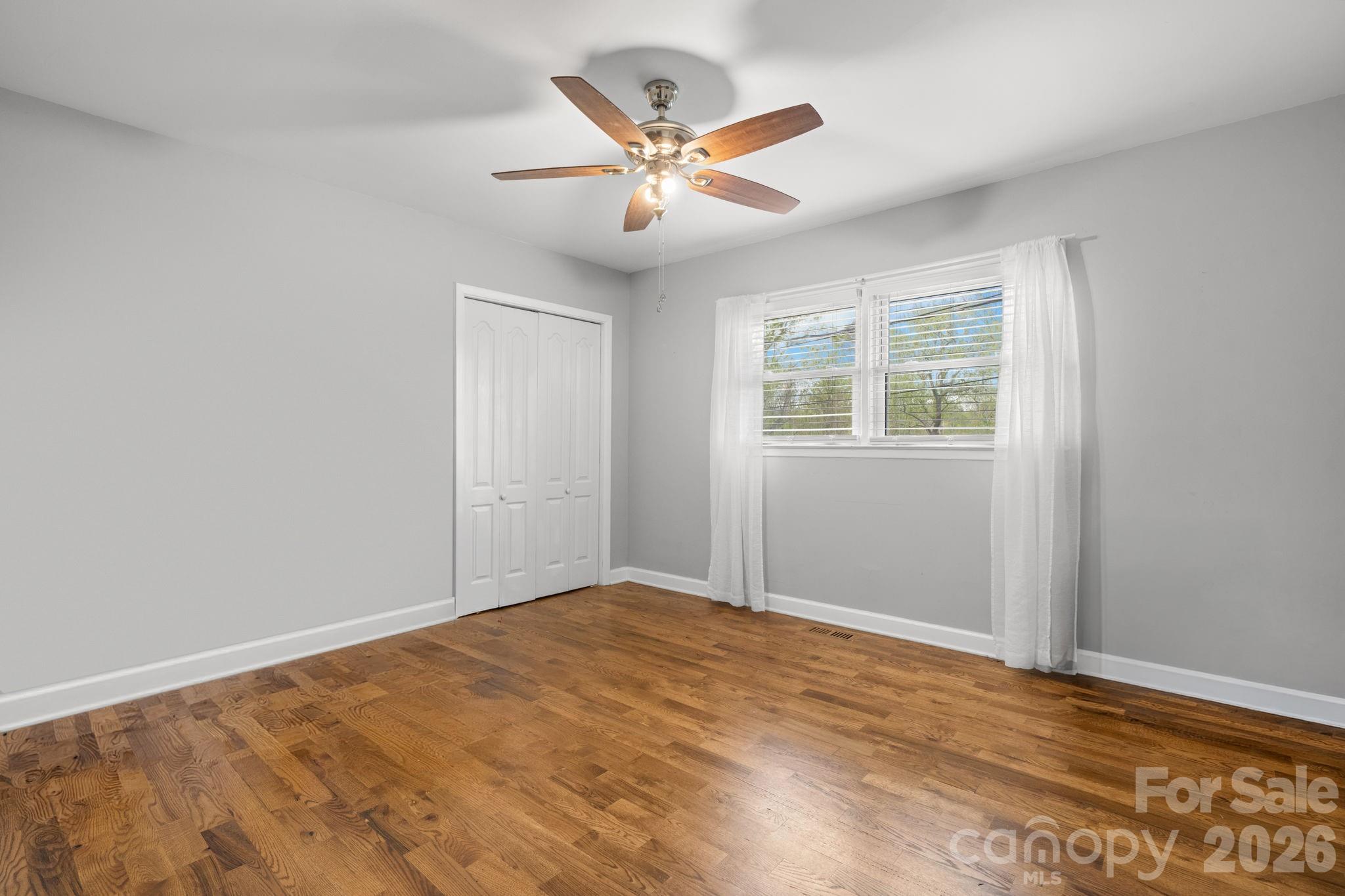 118 Whitley Road — Morganton