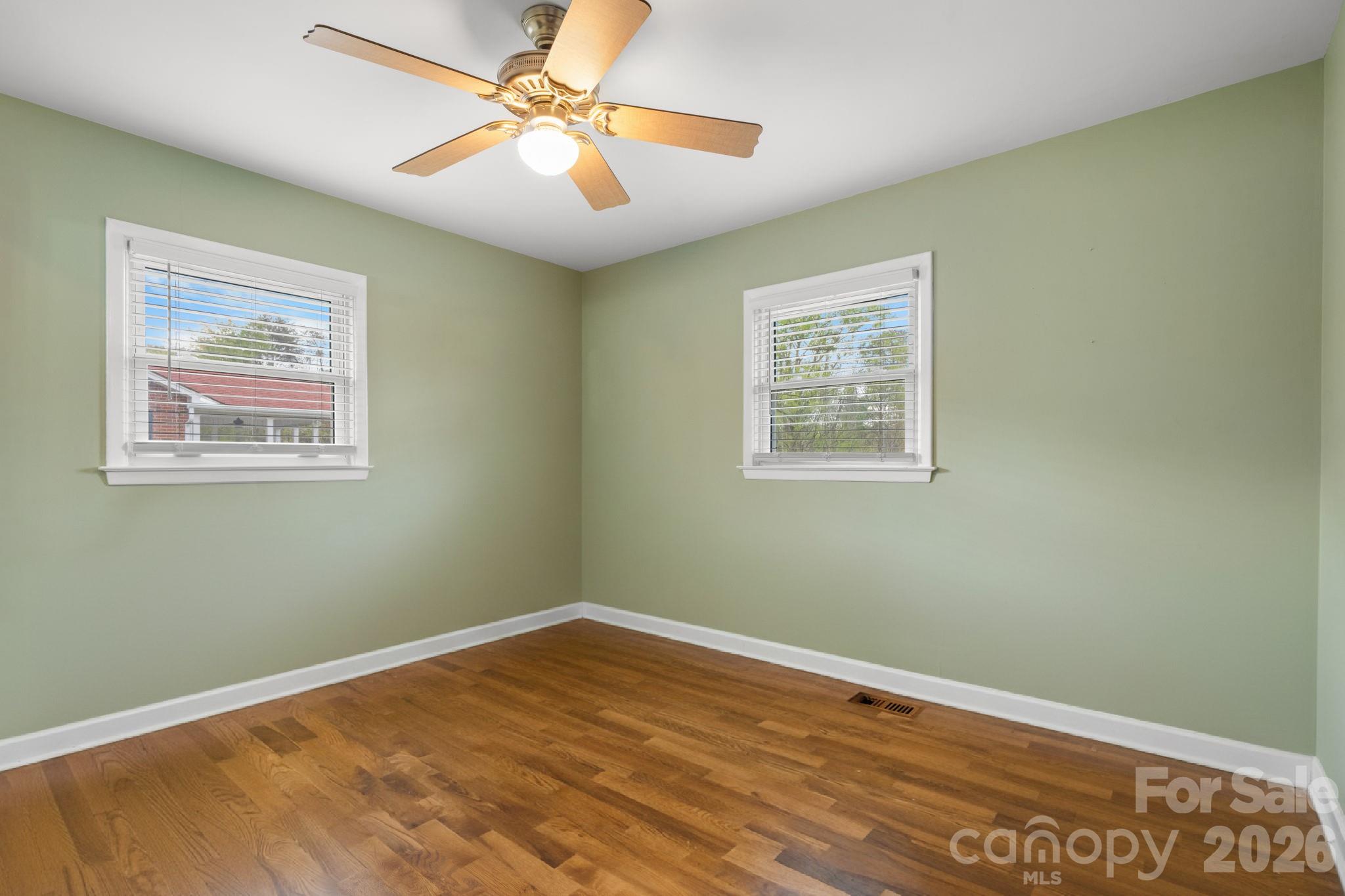 118 Whitley Road — Morganton