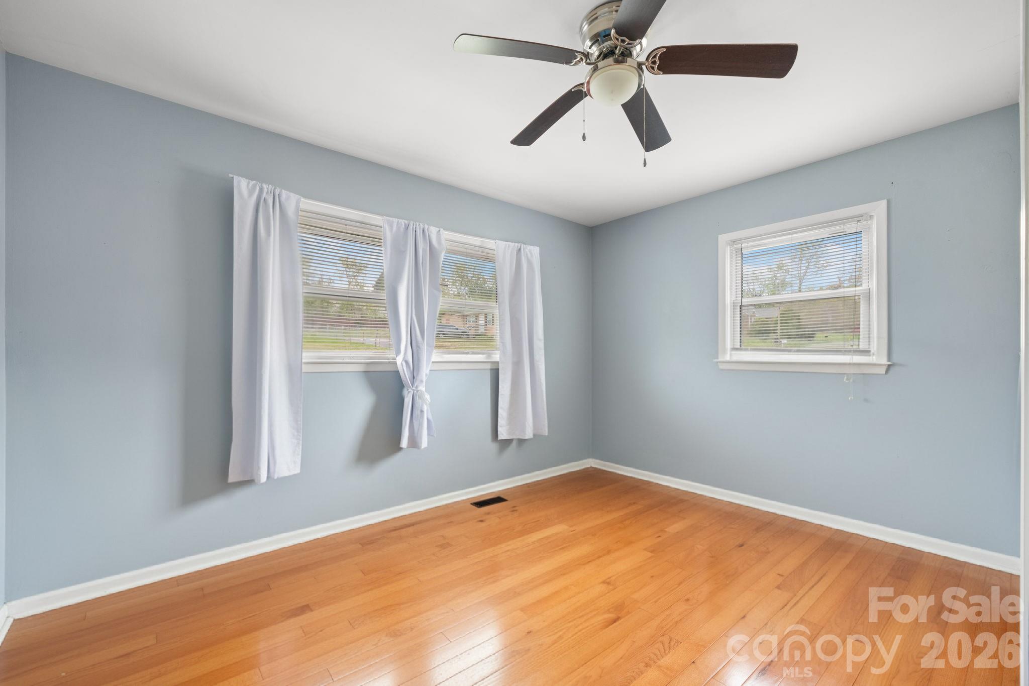 118 Whitley Road — Morganton