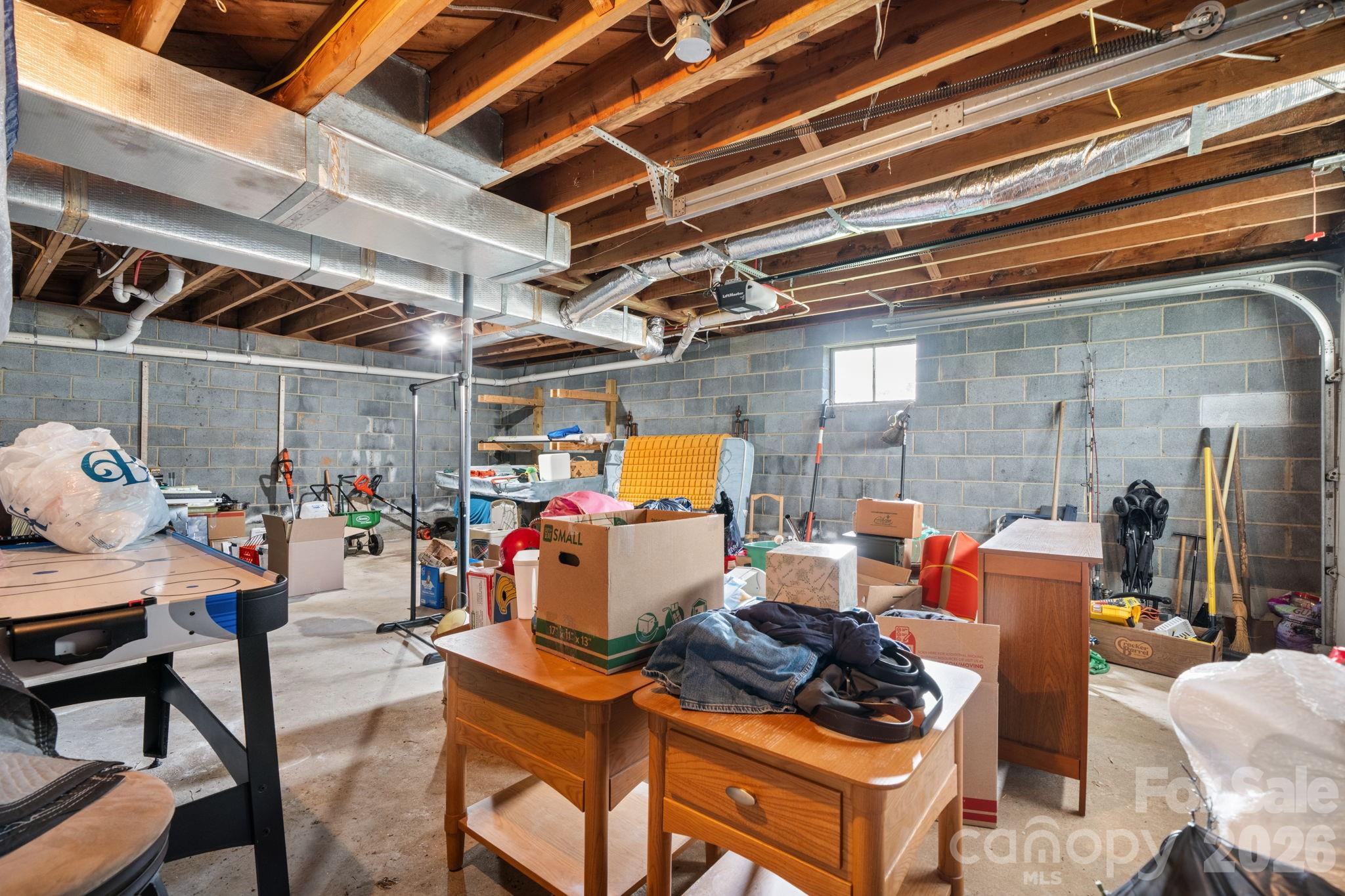 118 Whitley Road — Morganton