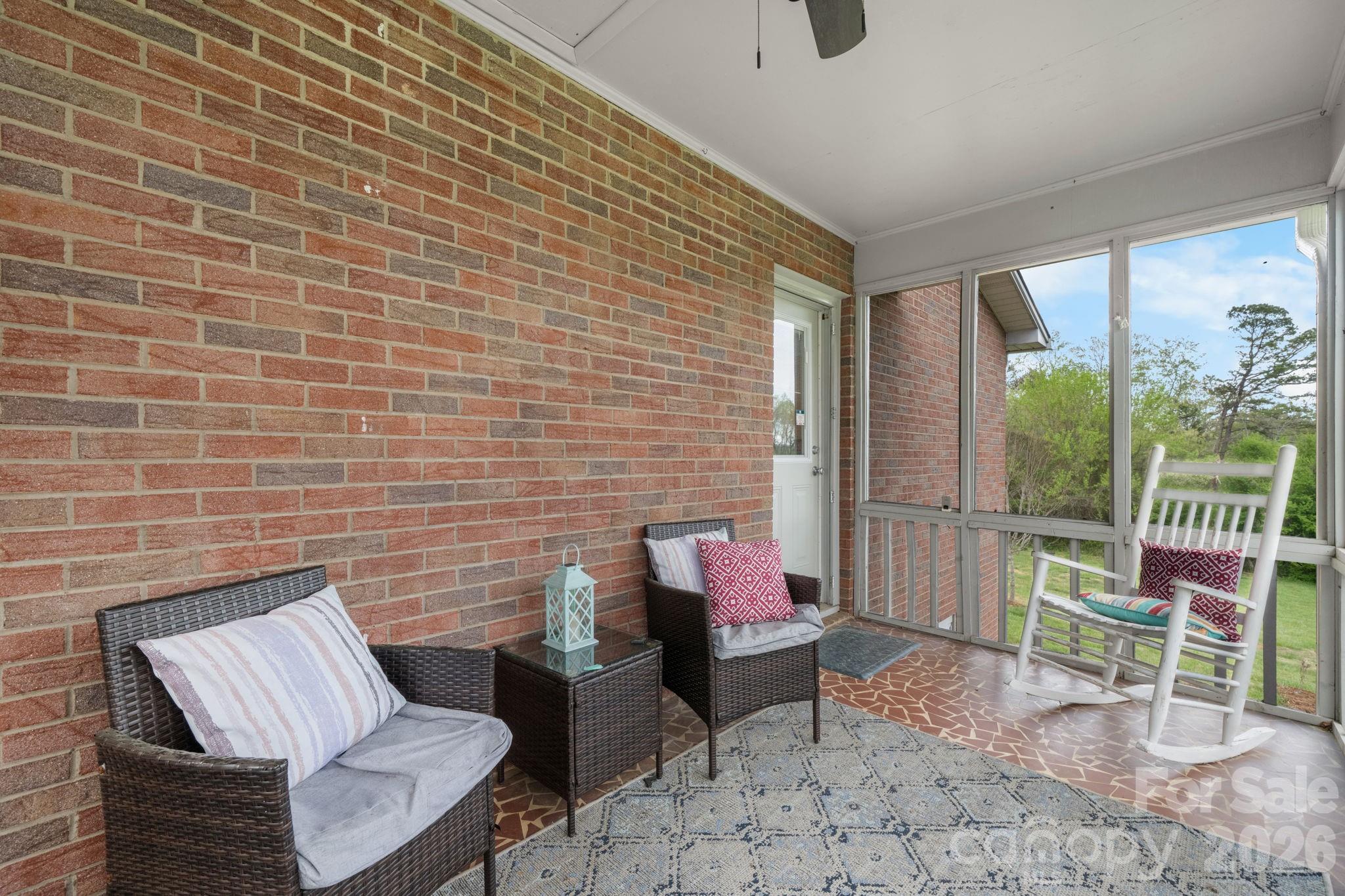 118 Whitley Road — Morganton