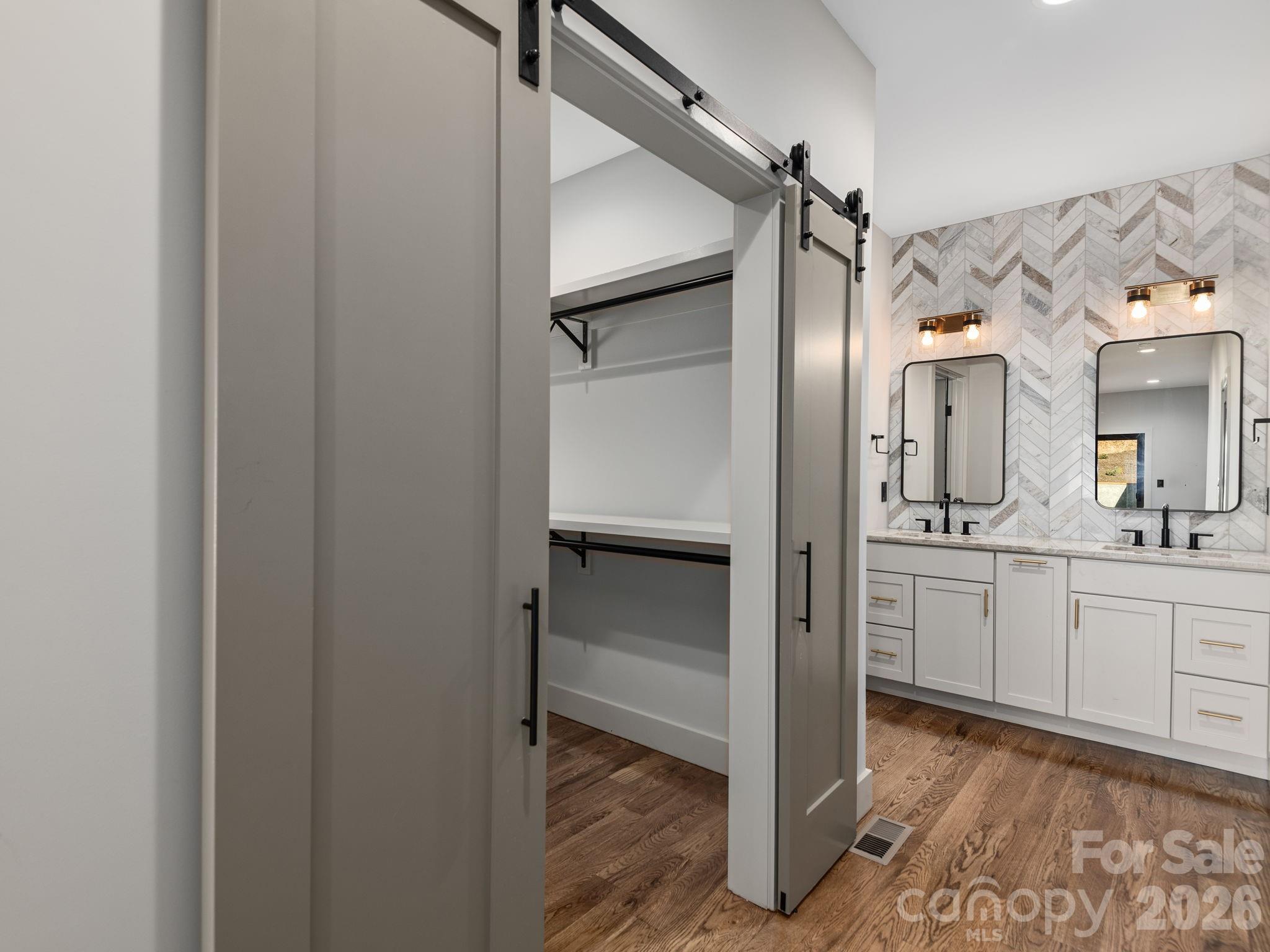 48 Verde Drive — Asheville