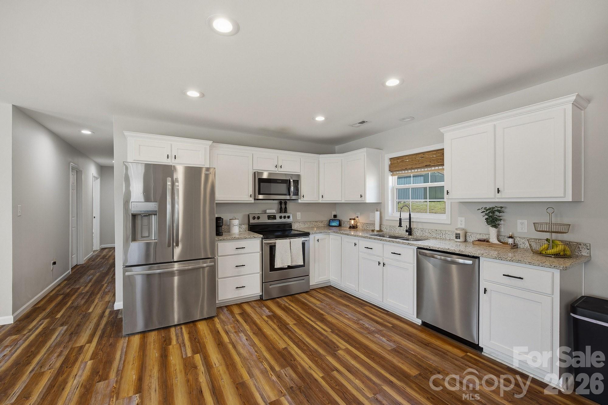 177 Duke Street — Granite Falls