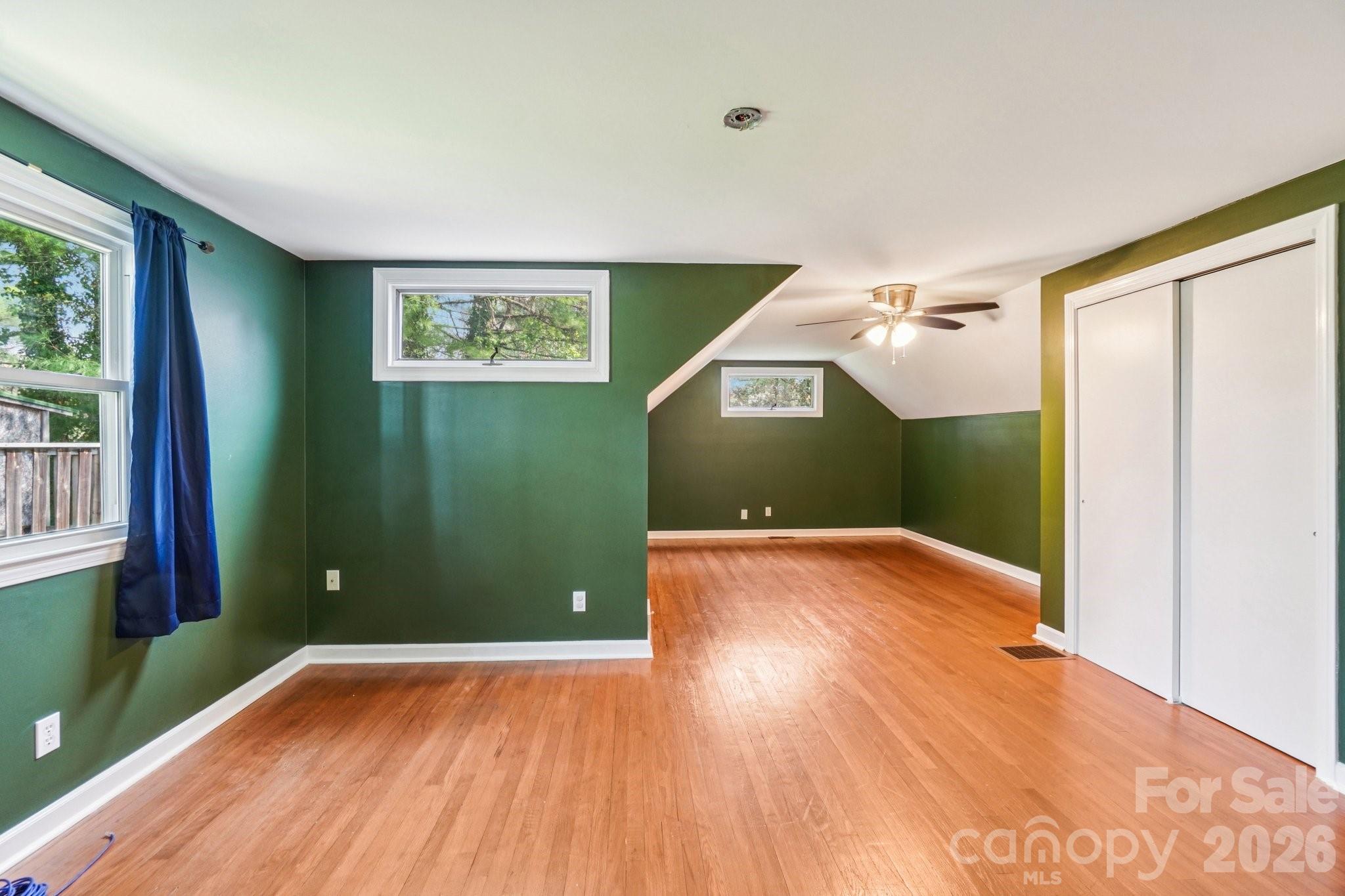 710 Heatherwood Drive — Hendersonville