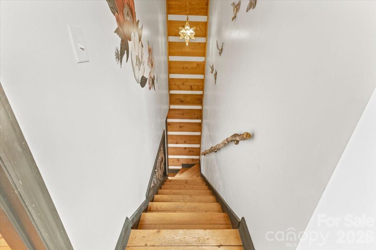 1444 Rich Mountain Road — Zionville