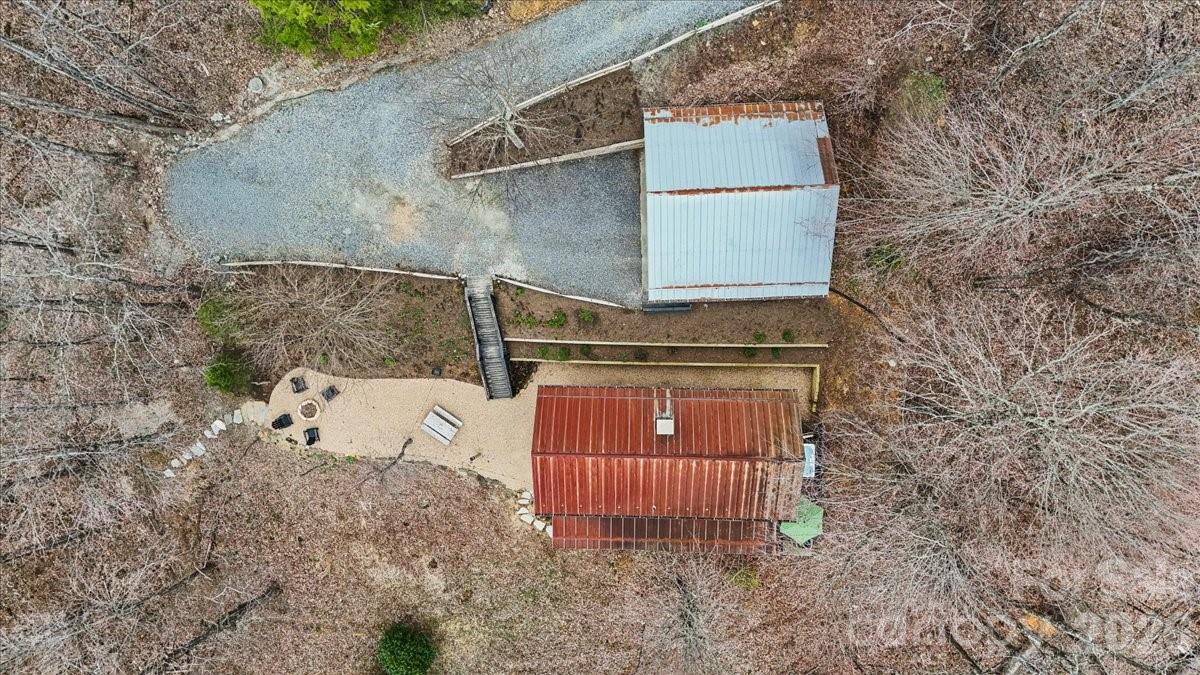 1444 Rich Mountain Road — Zionville