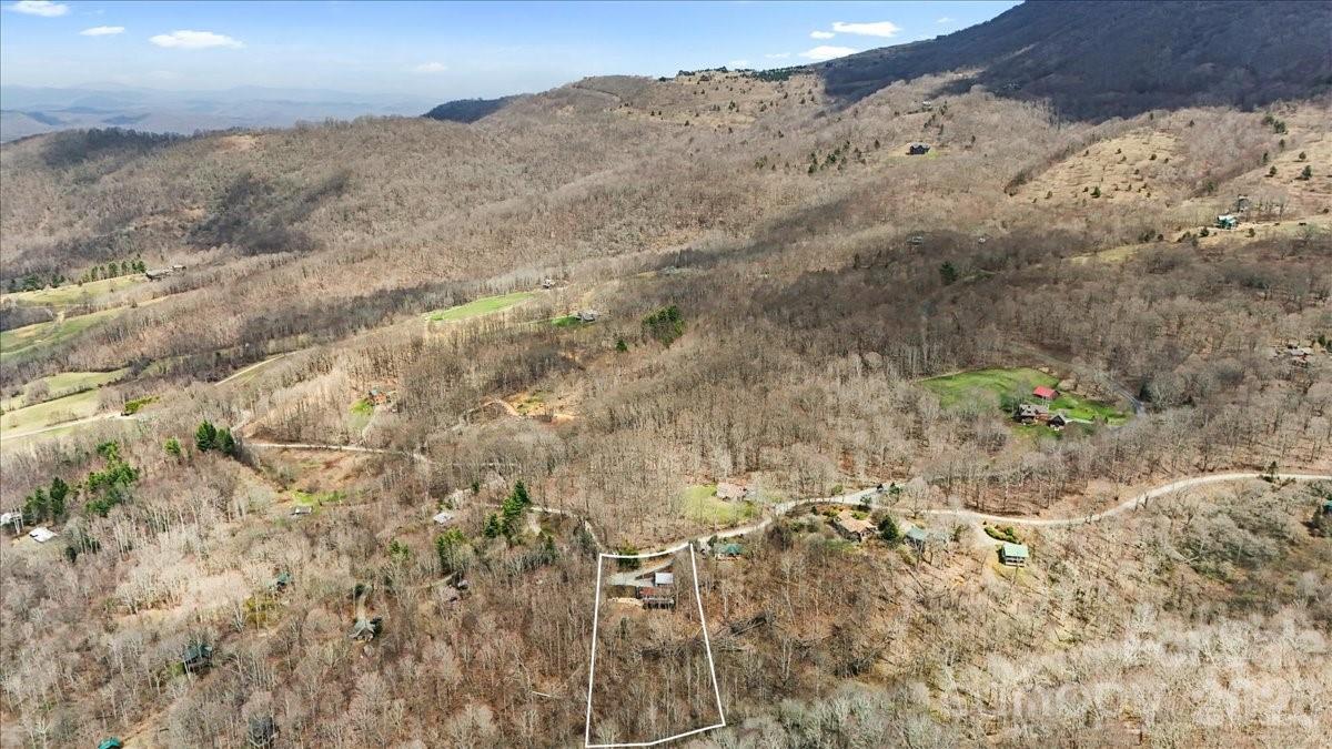 1444 Rich Mountain Road — Zionville