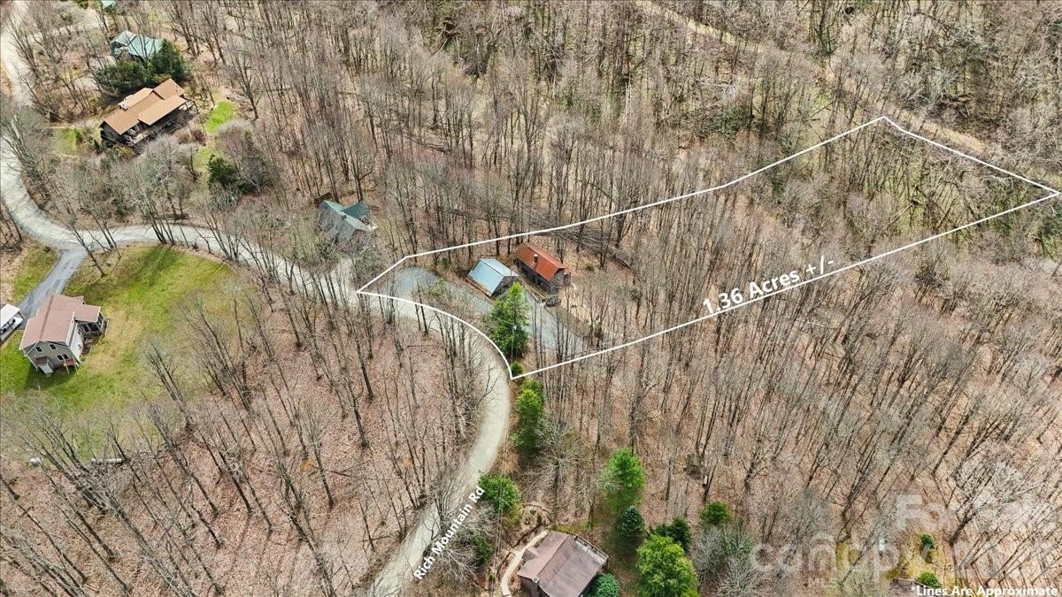 1444 Rich Mountain Road — Zionville