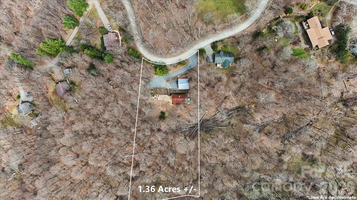 1444 Rich Mountain Road — Zionville