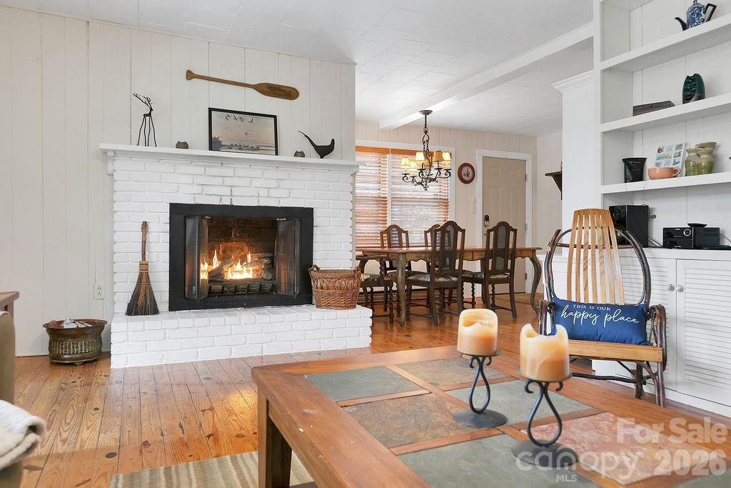 218 Hickory Lane — Lake Toxaway