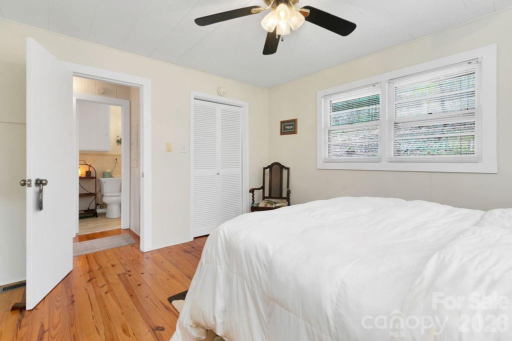 218 Hickory Lane — Lake Toxaway