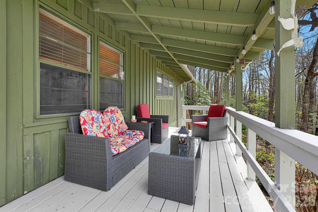218 Hickory Lane — Lake Toxaway