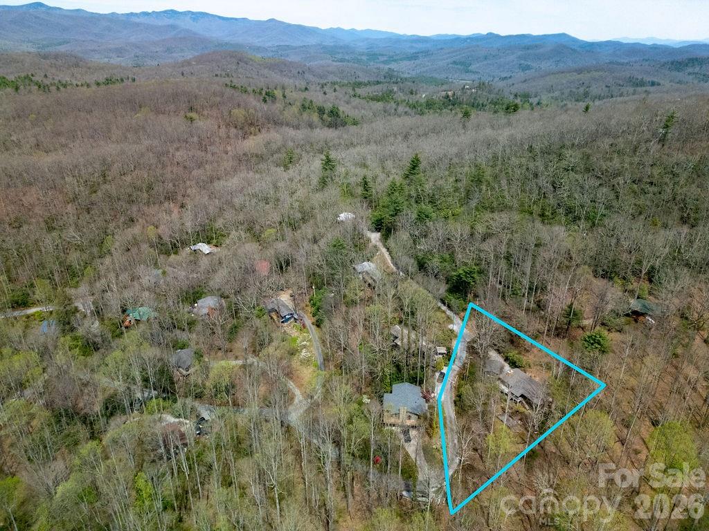 218 Hickory Lane — Lake Toxaway