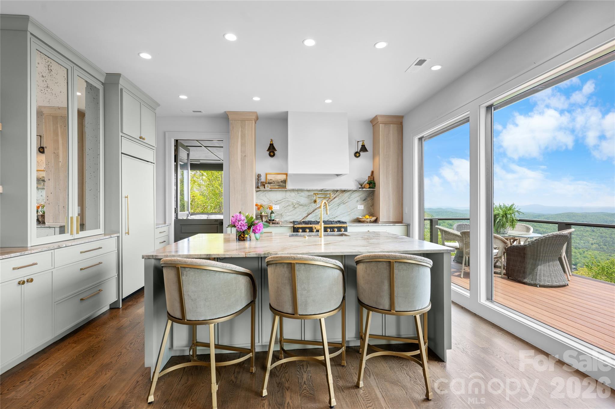 96 Moltz Court — Lake Toxaway