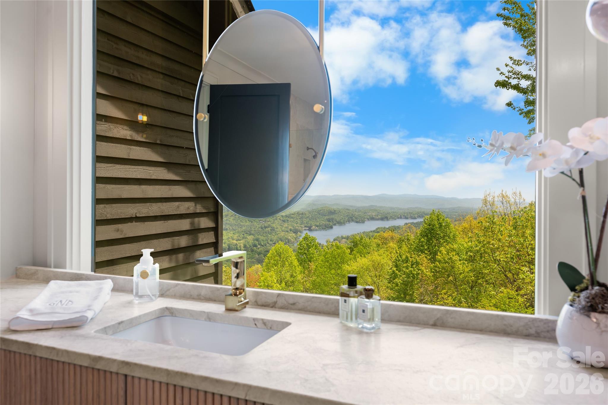 96 Moltz Court — Lake Toxaway