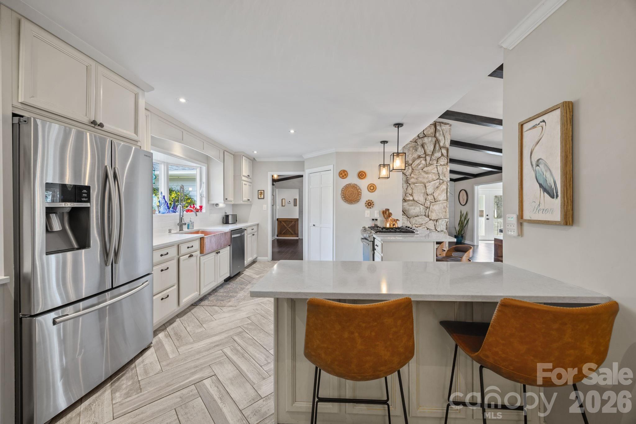5218 Glenwood Street — Sherrills Ford