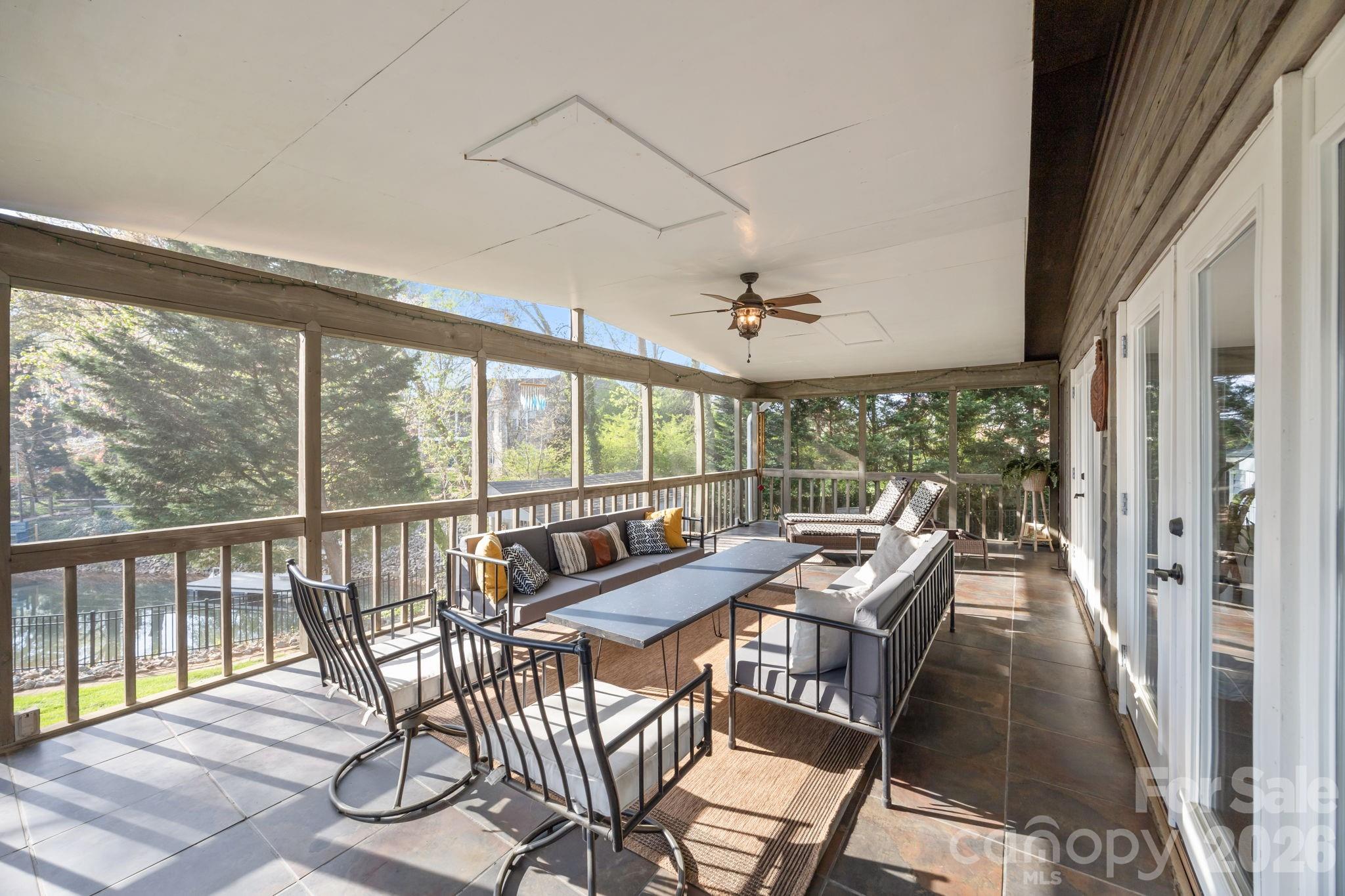 5218 Glenwood Street — Sherrills Ford