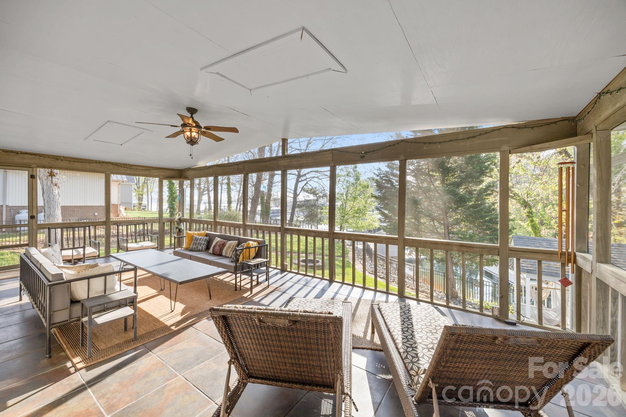 5218 Glenwood Street — Sherrills Ford
