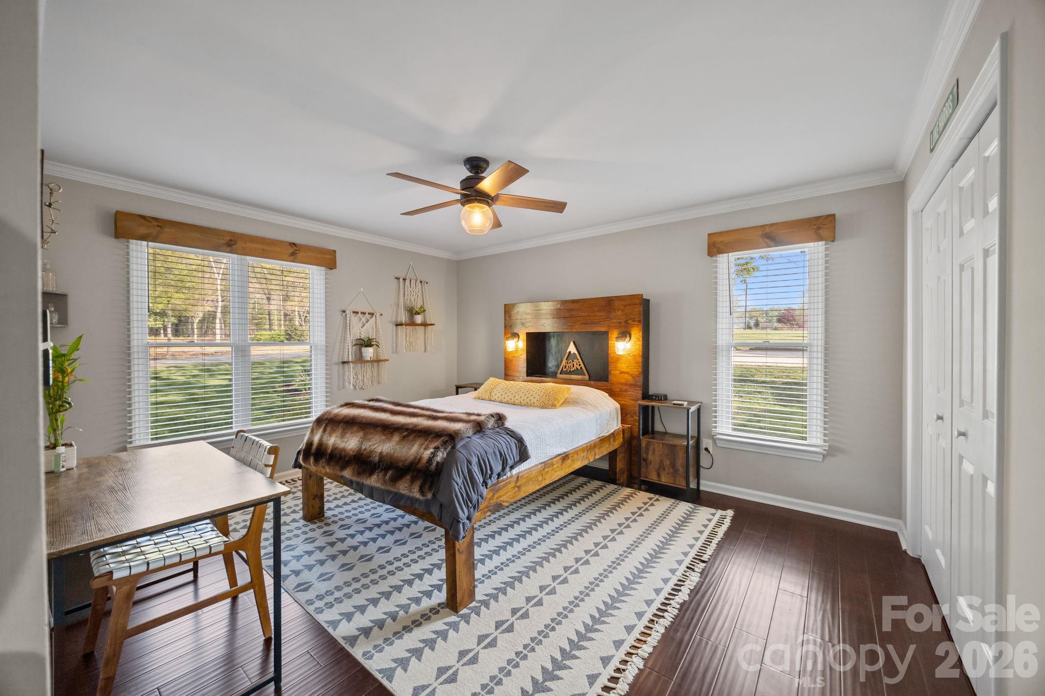 5218 Glenwood Street — Sherrills Ford