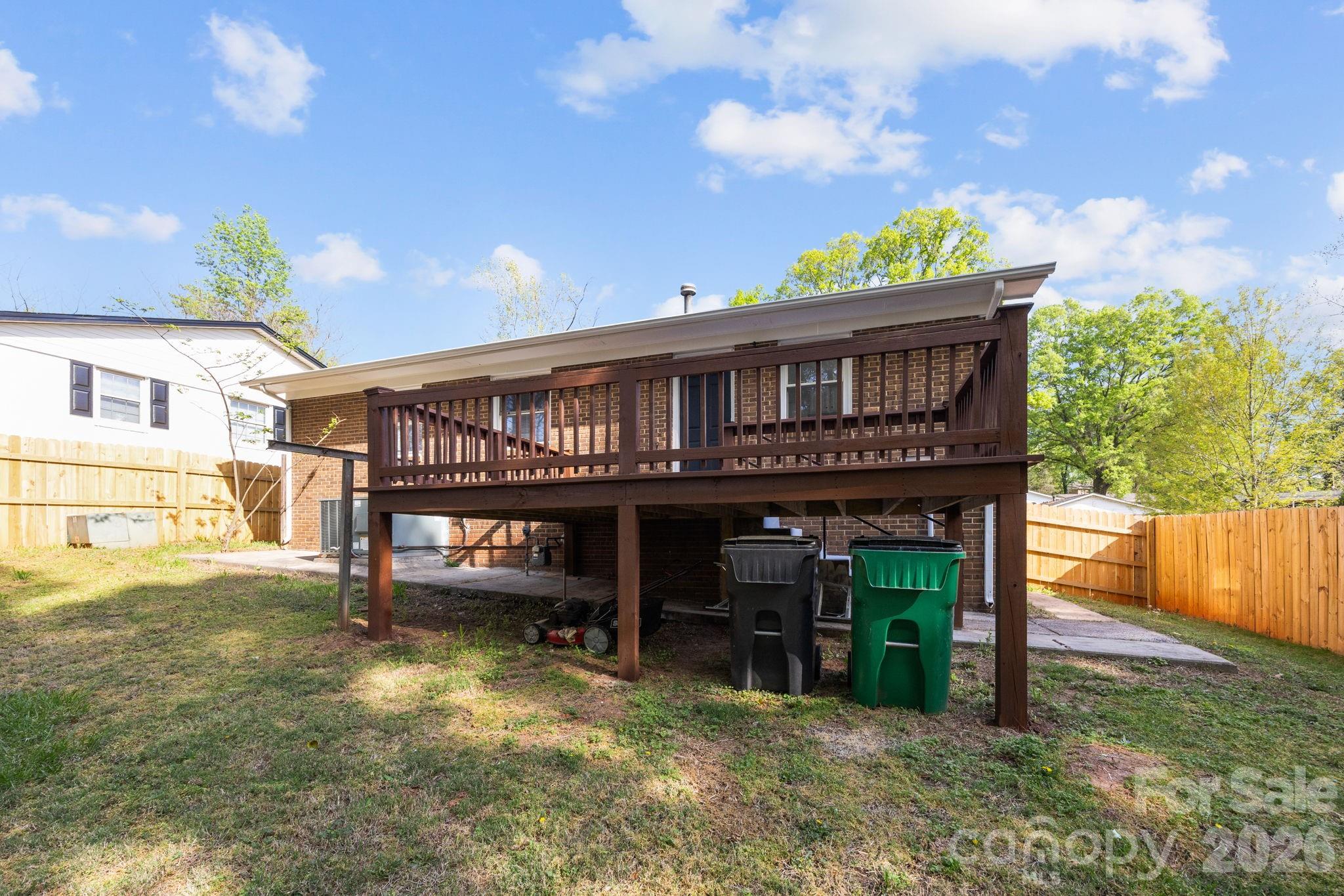 2309 Longleaf Drive — Charlotte