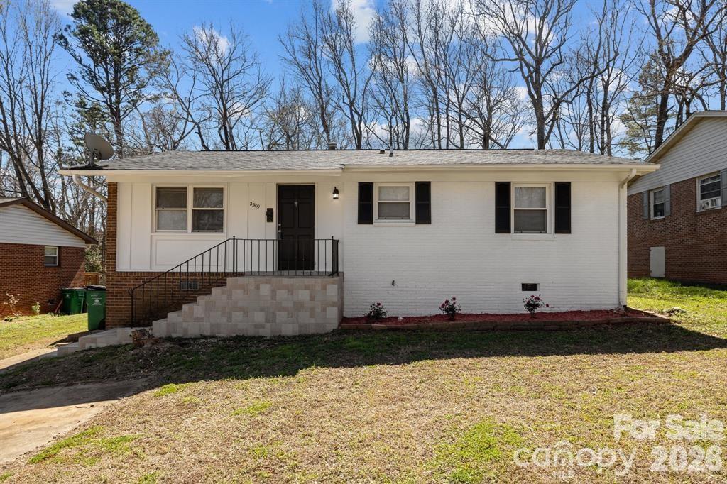 2309 Longleaf Drive — Charlotte