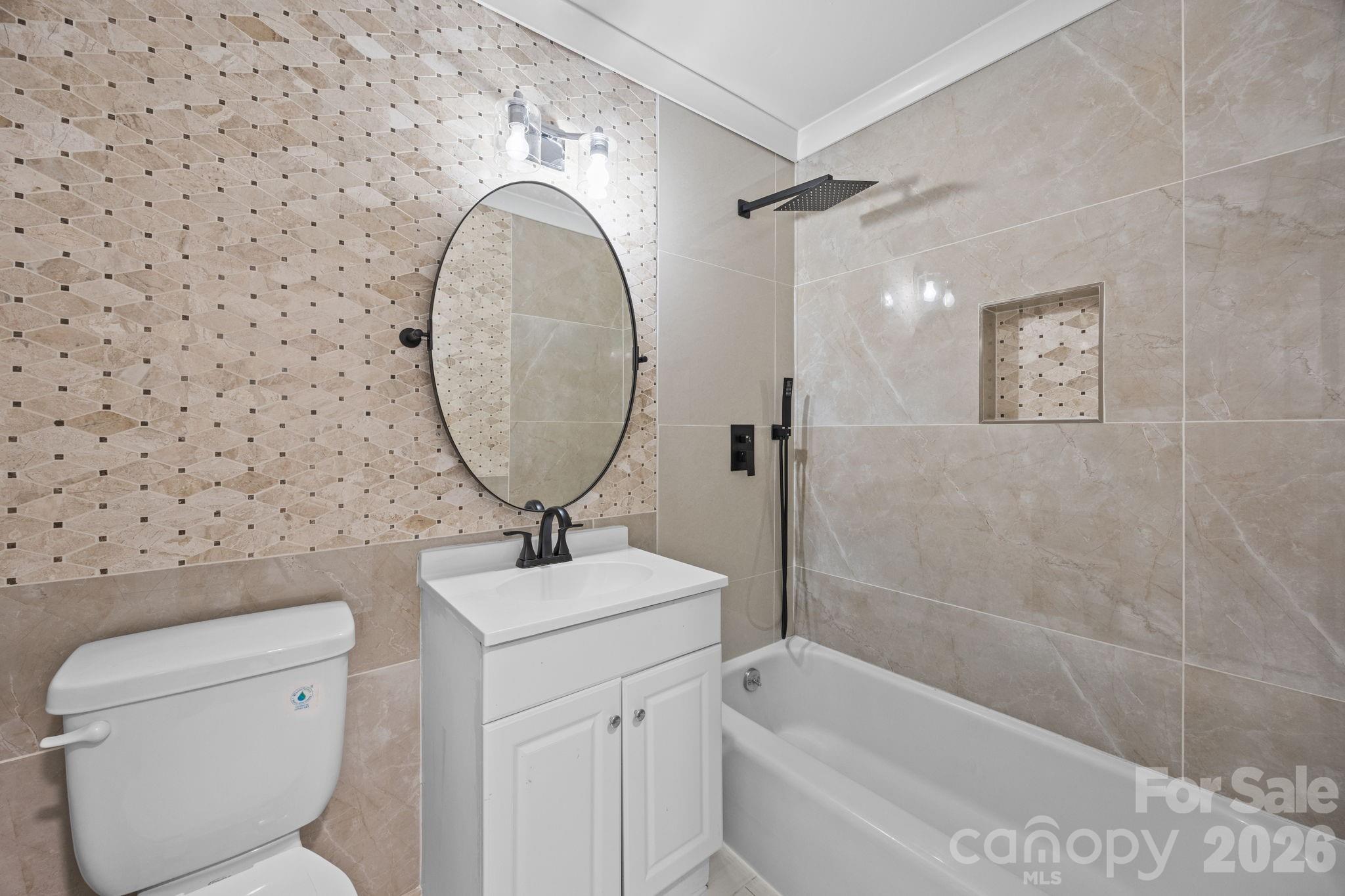 2309 Longleaf Drive — Charlotte