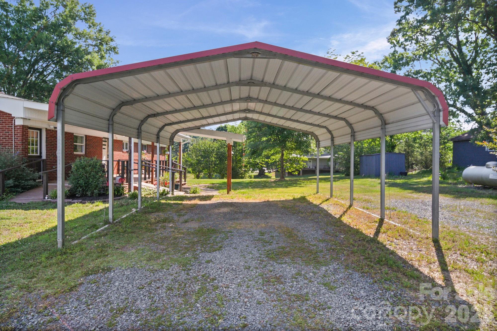 5949 Old Thompson Road — Norwood