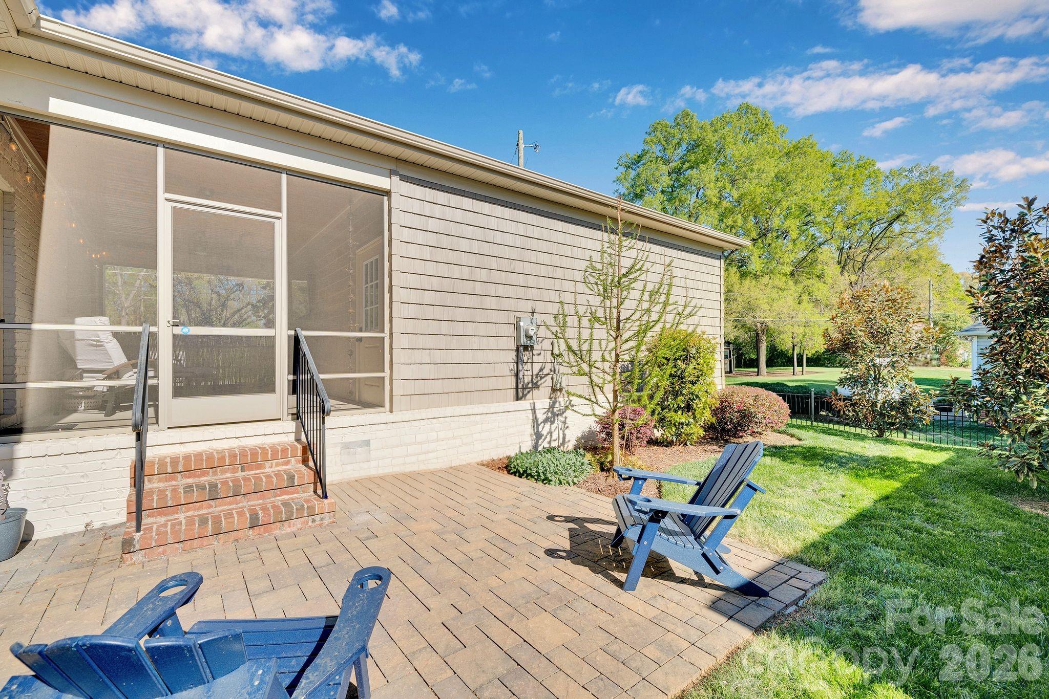 1068 Belmont Village Drive — Belmont