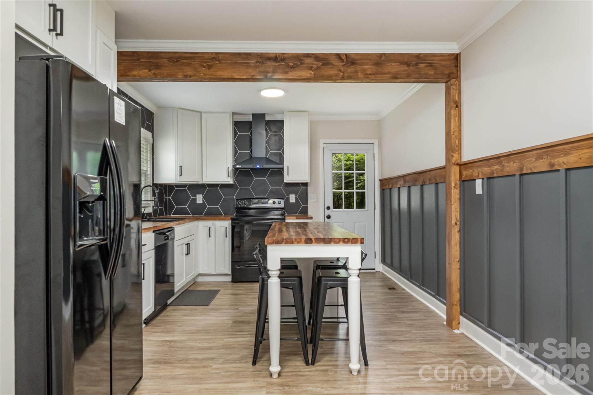 2601 Ashley Road — Charlotte