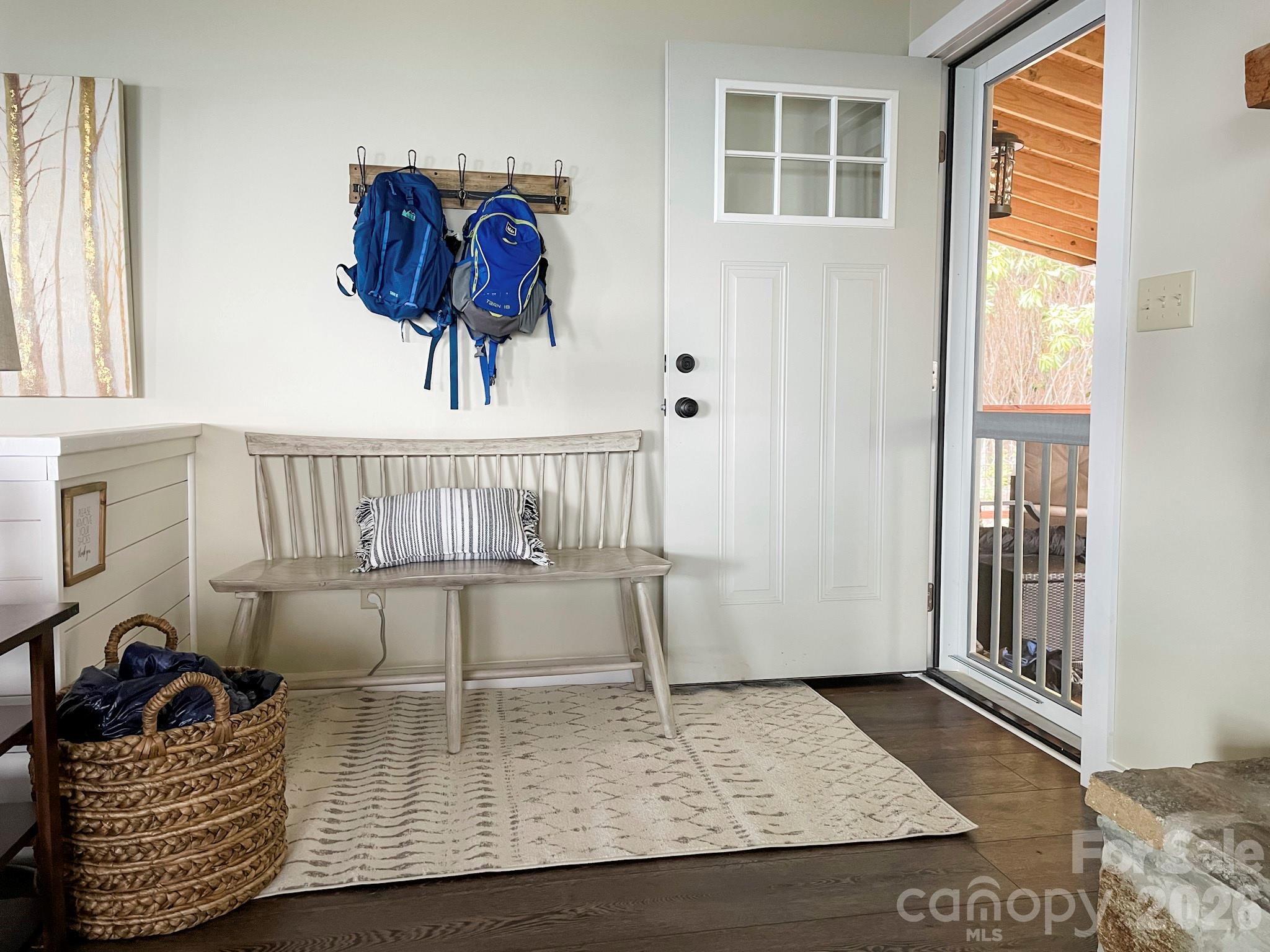 536 Lands End Lane — Maggie Valley