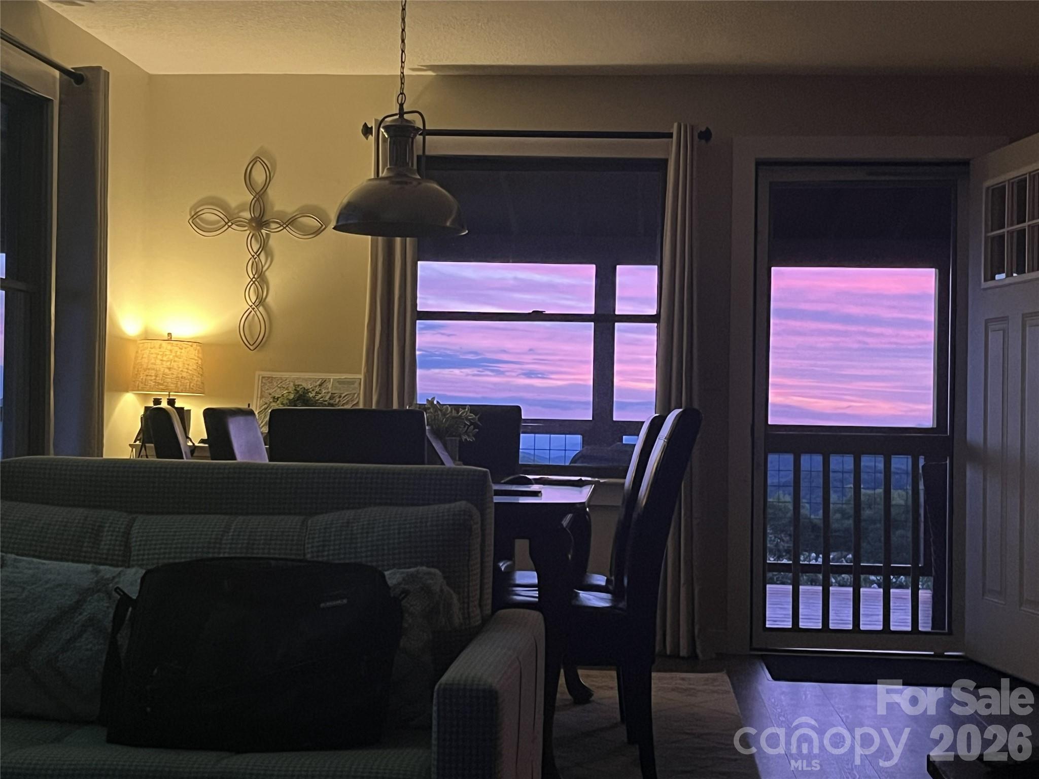 536 Lands End Lane — Maggie Valley