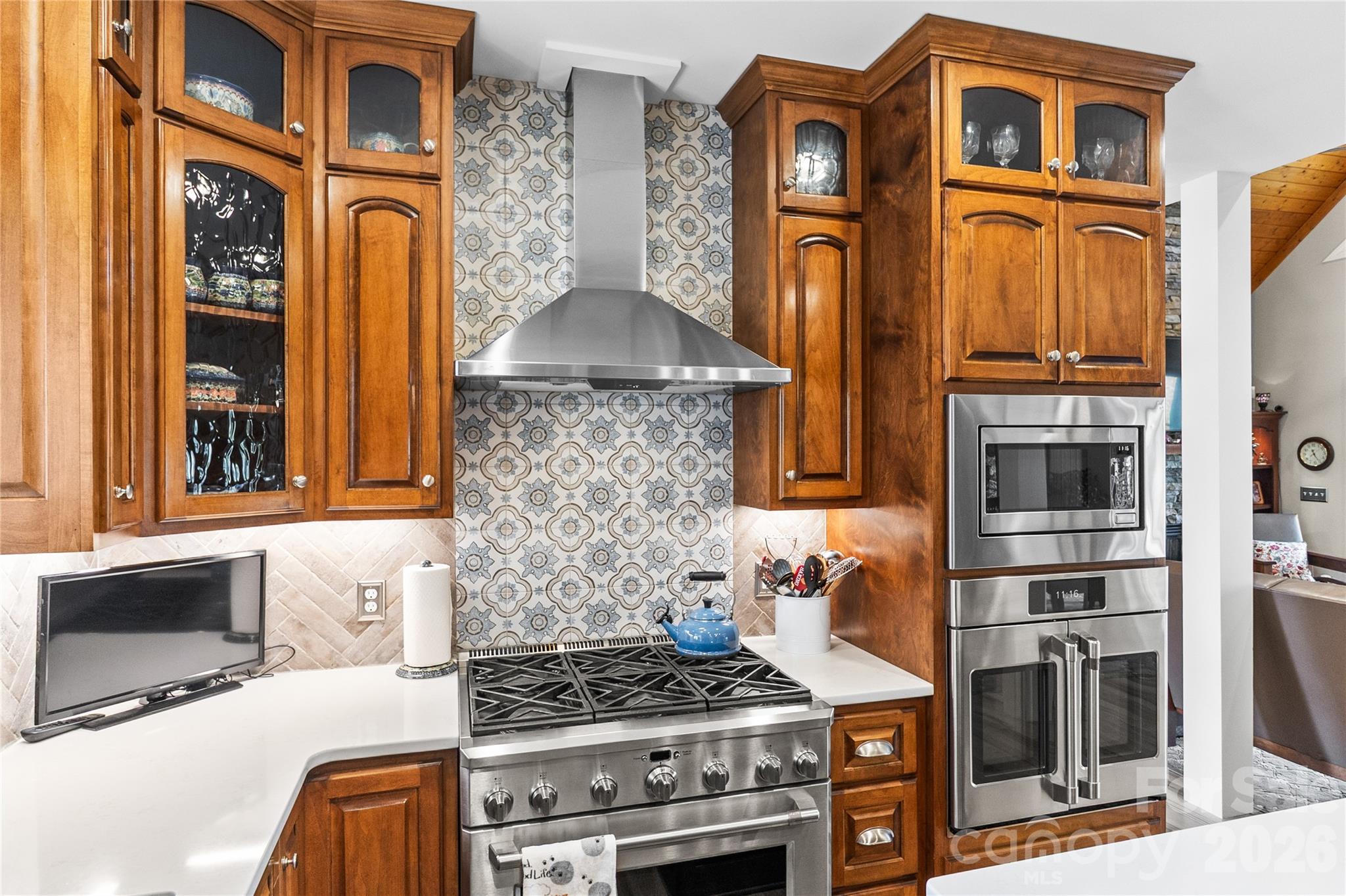 1103 River Ridge Way — Lenoir