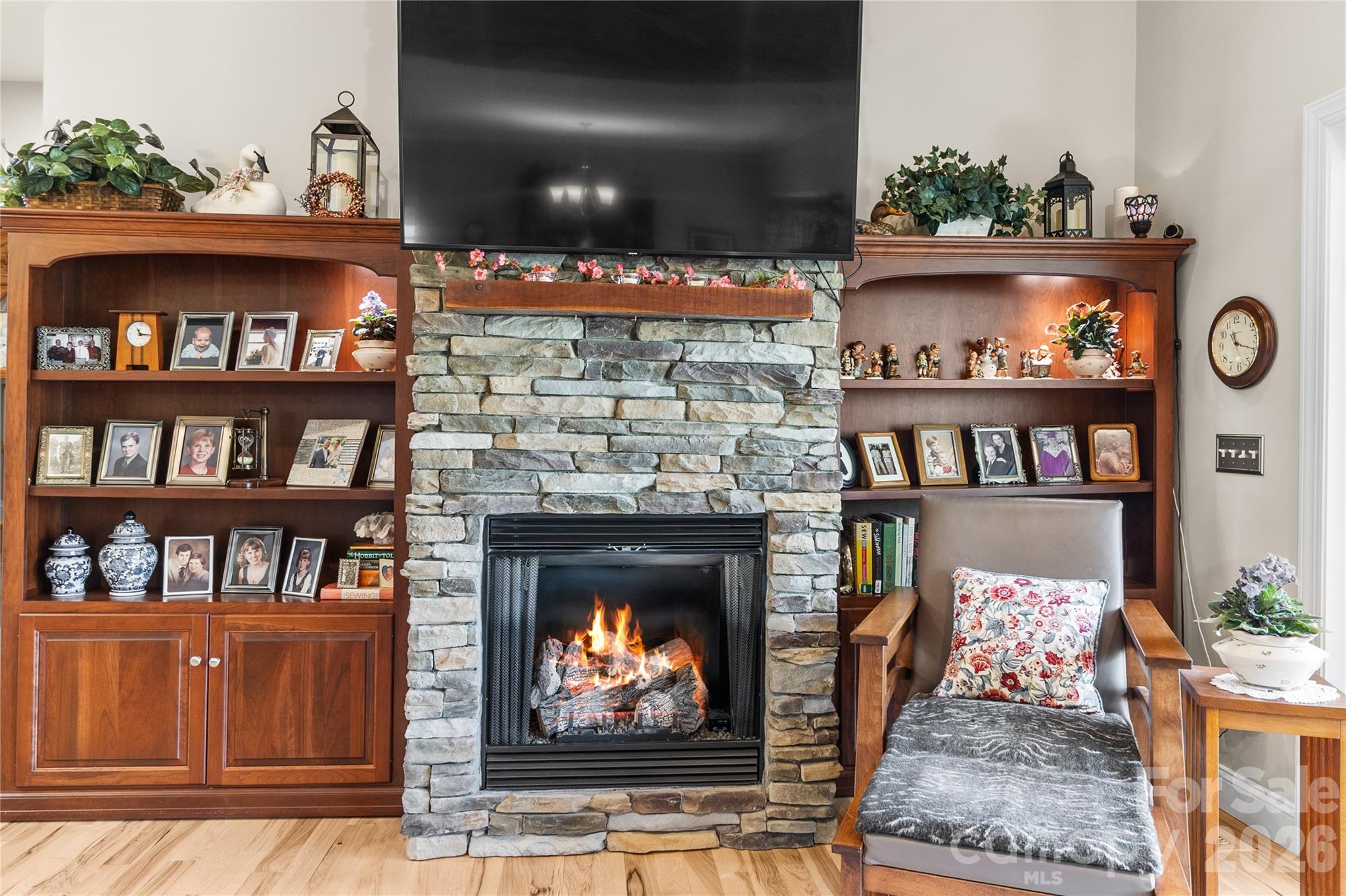 1103 River Ridge Way — Lenoir