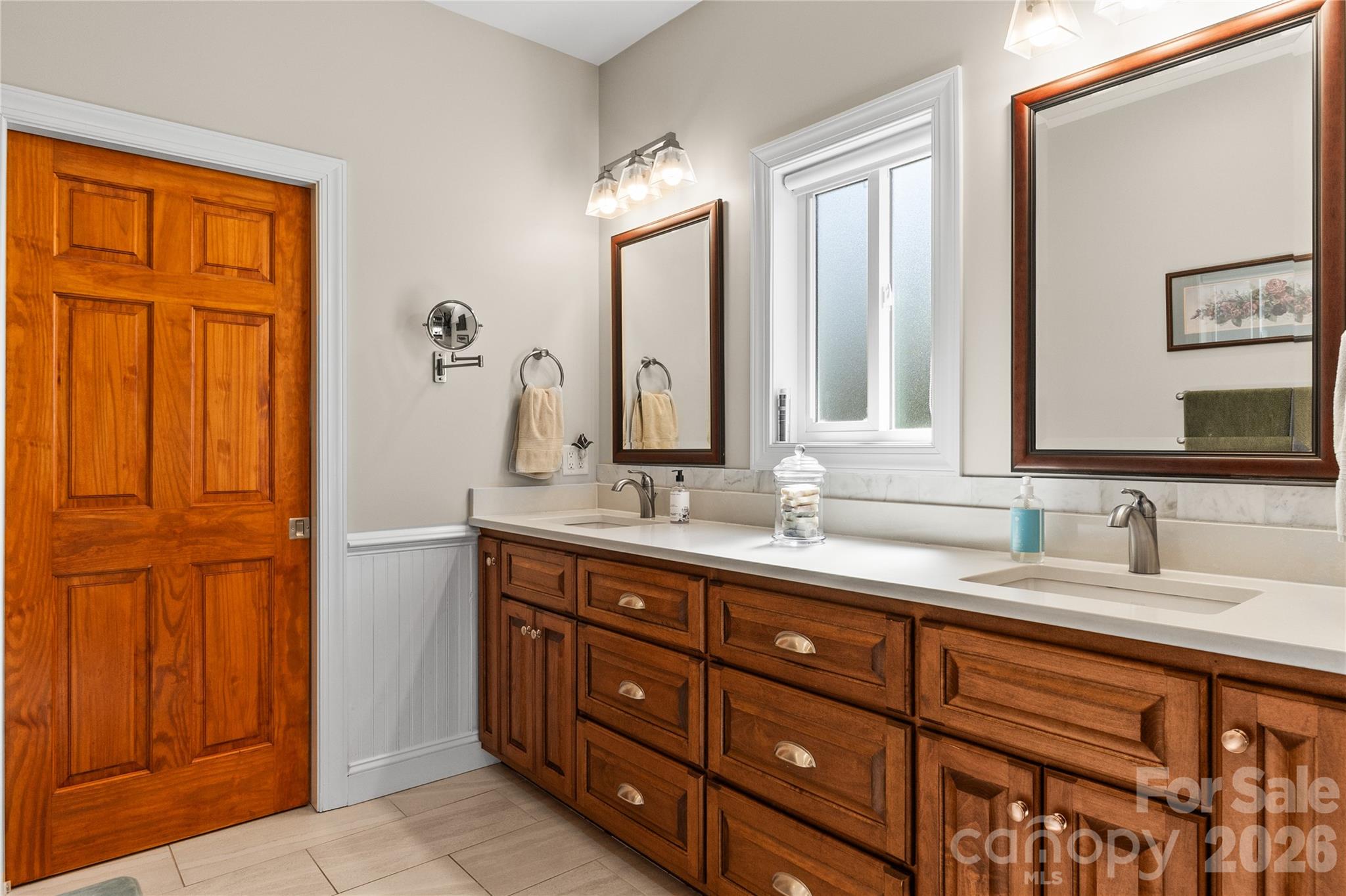 1103 River Ridge Way — Lenoir