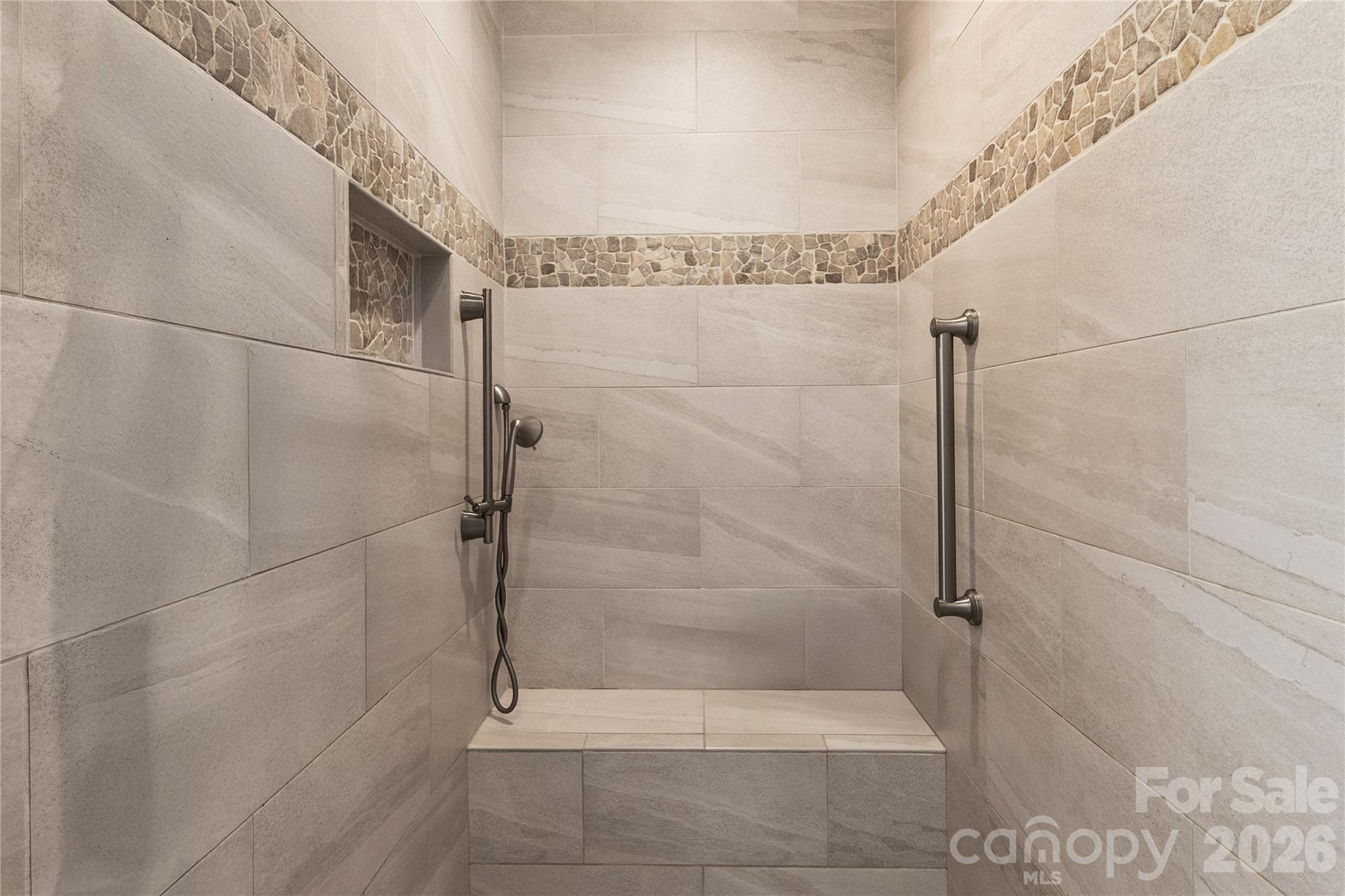 1103 River Ridge Way — Lenoir