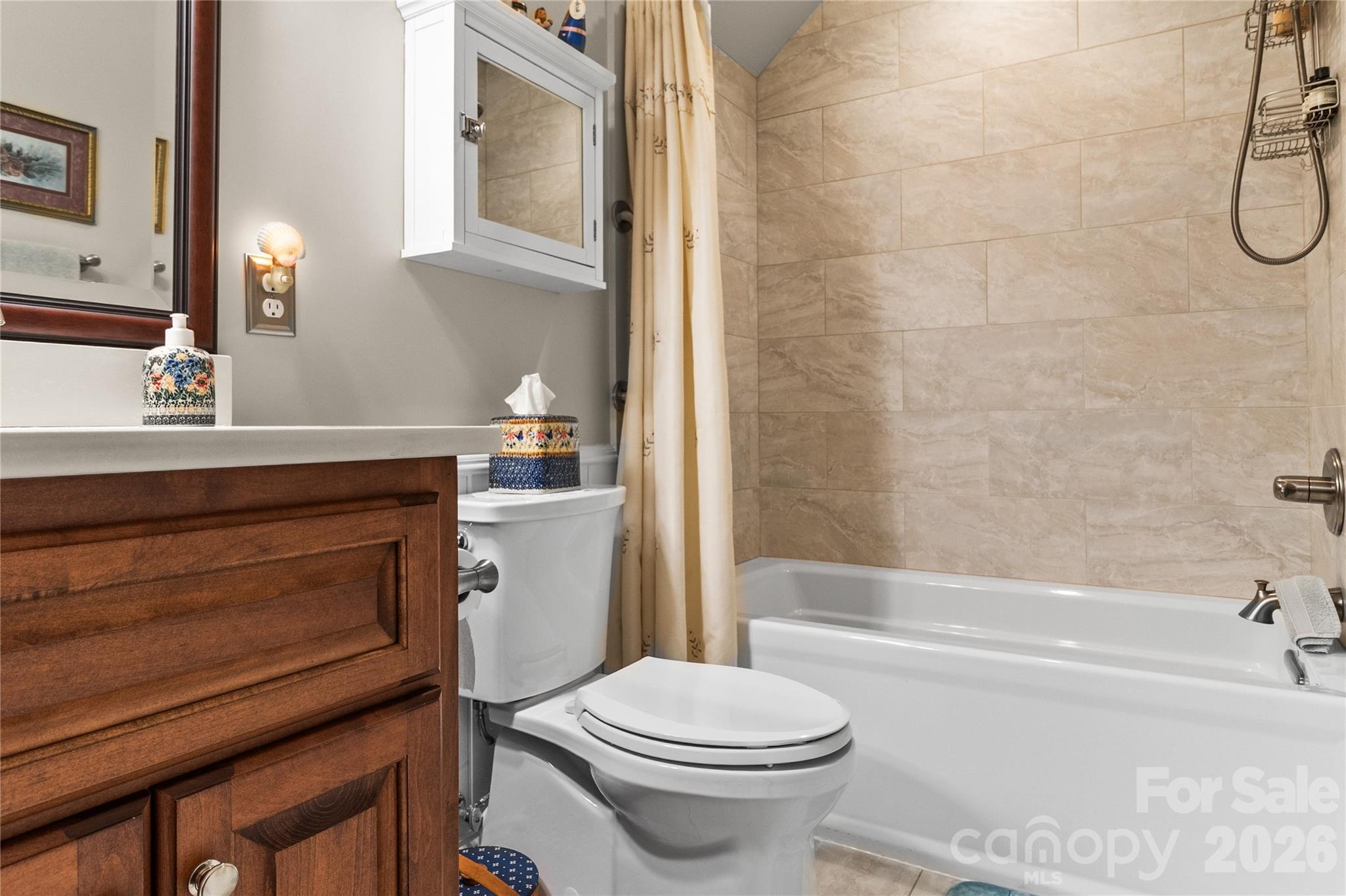 1103 River Ridge Way — Lenoir