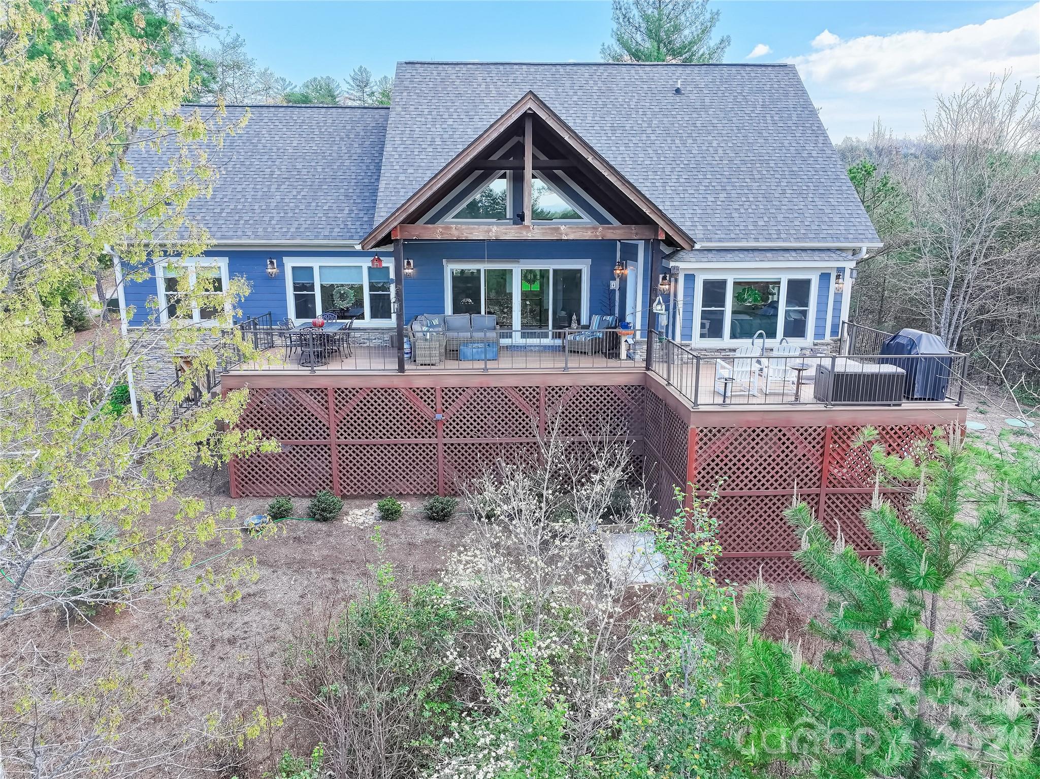 1103 River Ridge Way — Lenoir