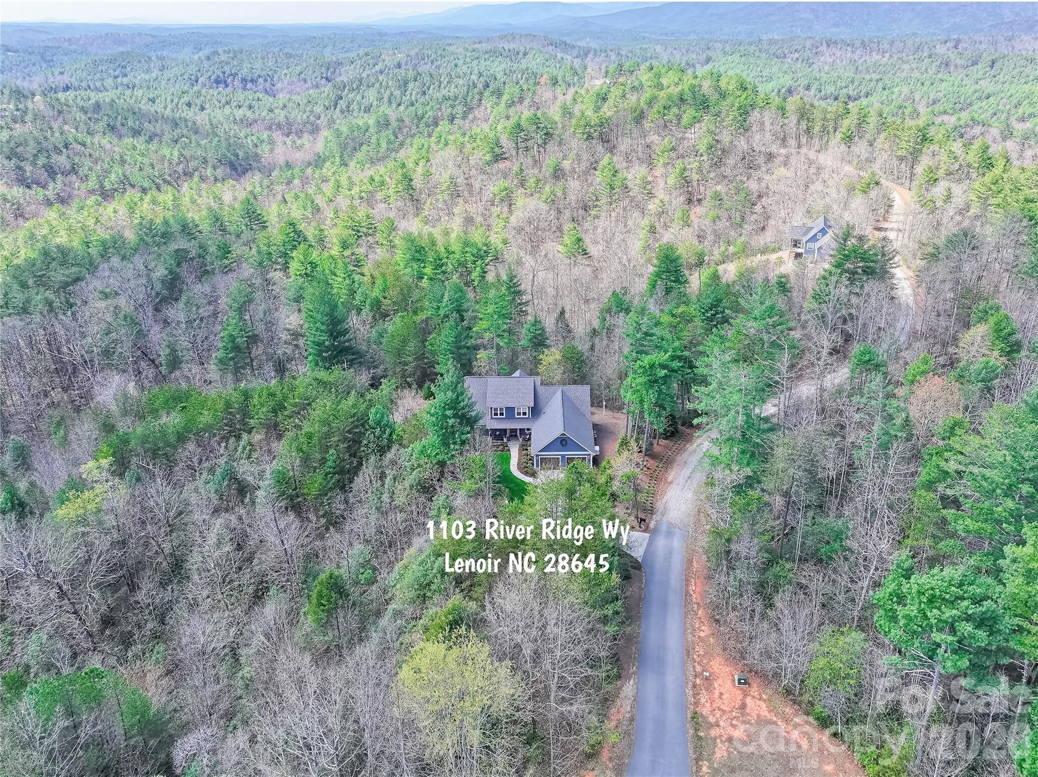 1103 River Ridge Way — Lenoir