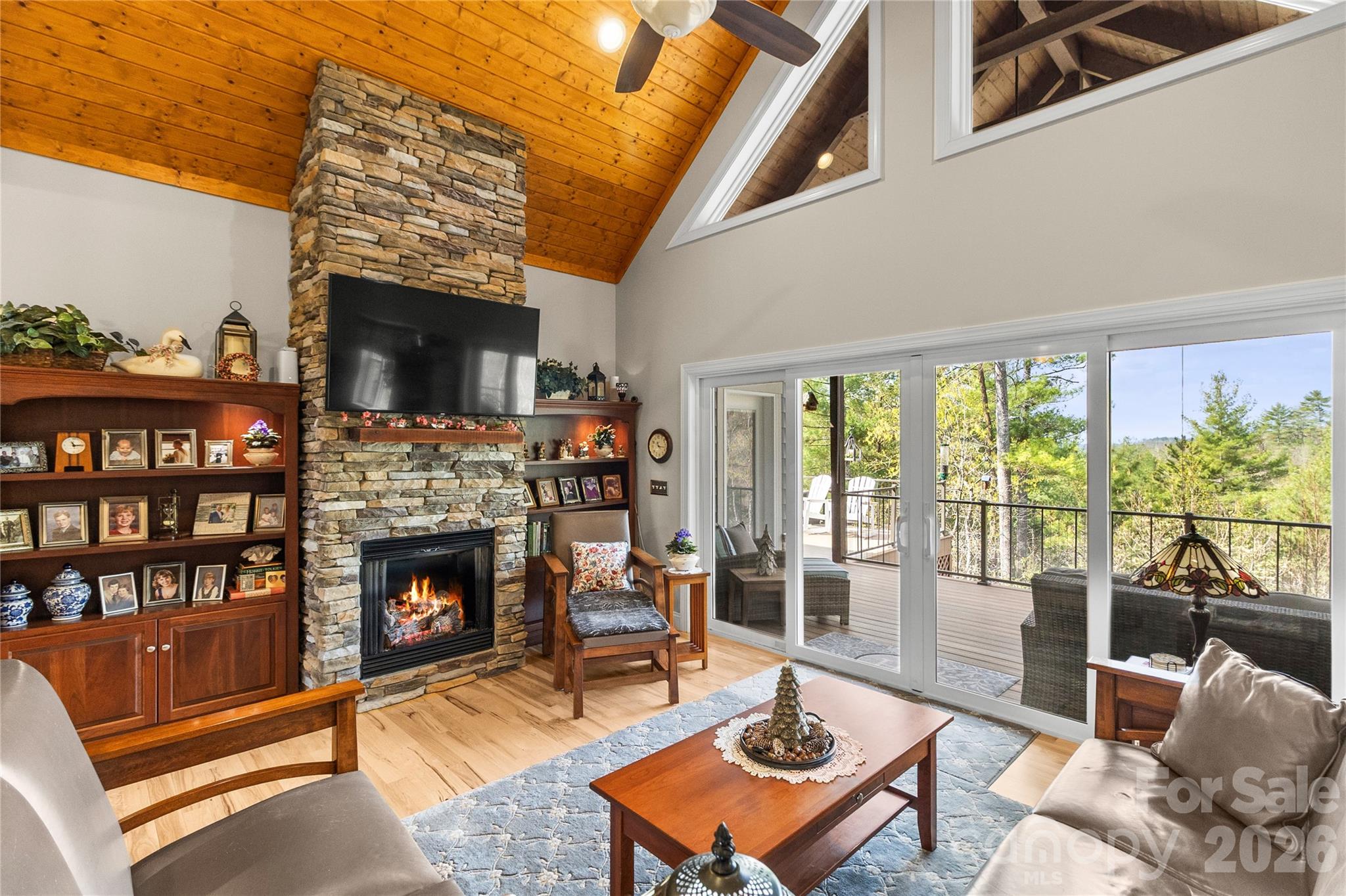 1103 River Ridge Way — Lenoir