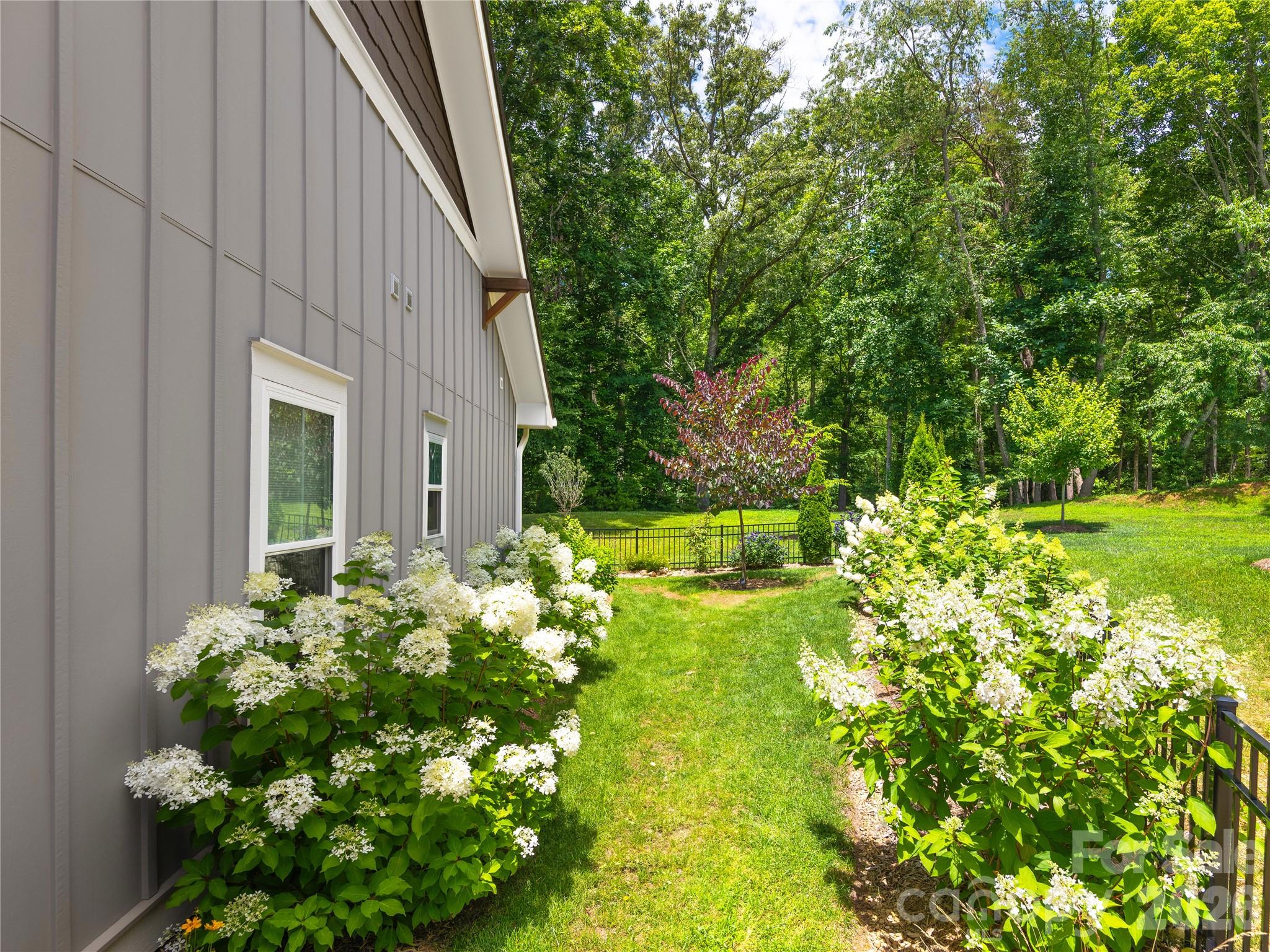 31 Cozy Cottage Way — Arden