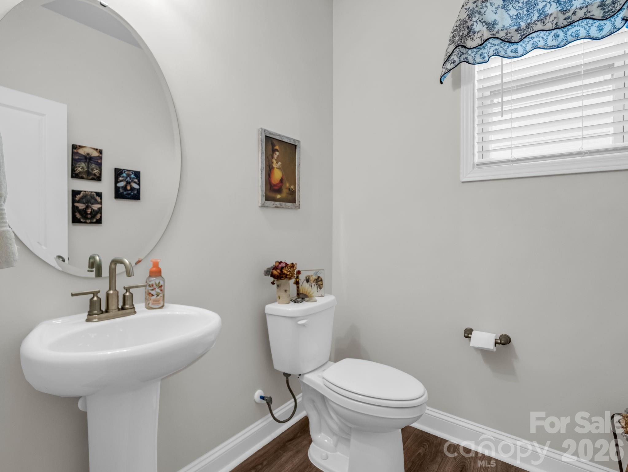 255 Fox Cove Road — Hendersonville