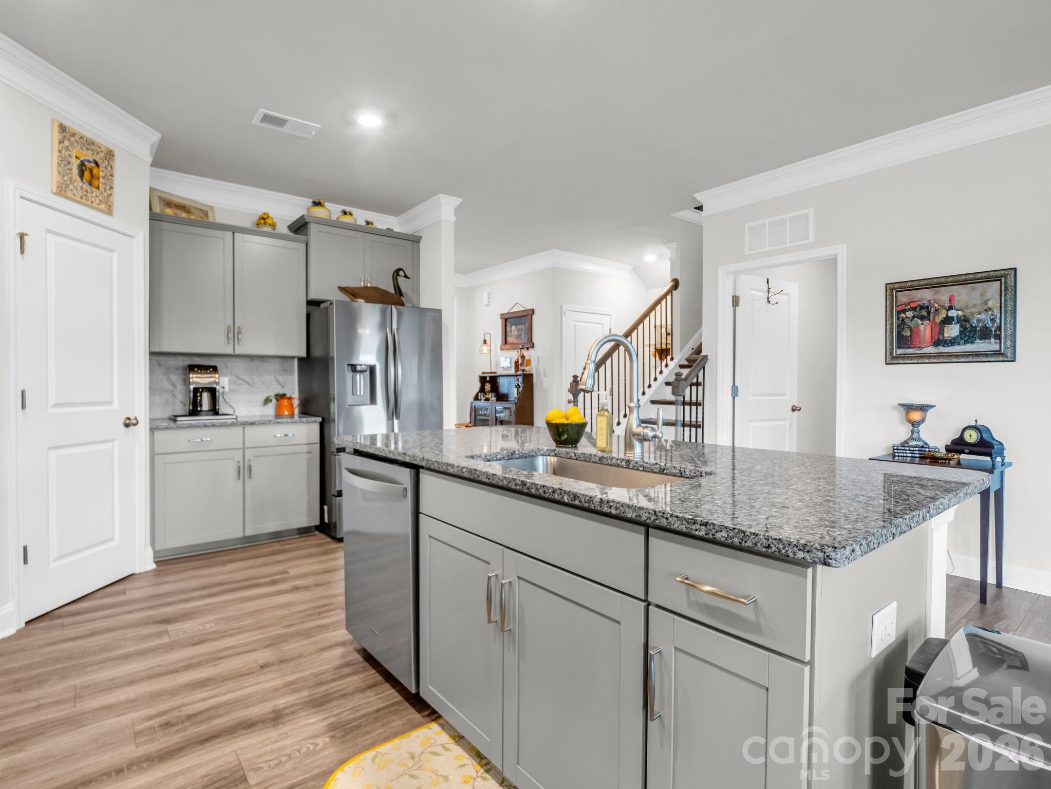 255 Fox Cove Road — Hendersonville