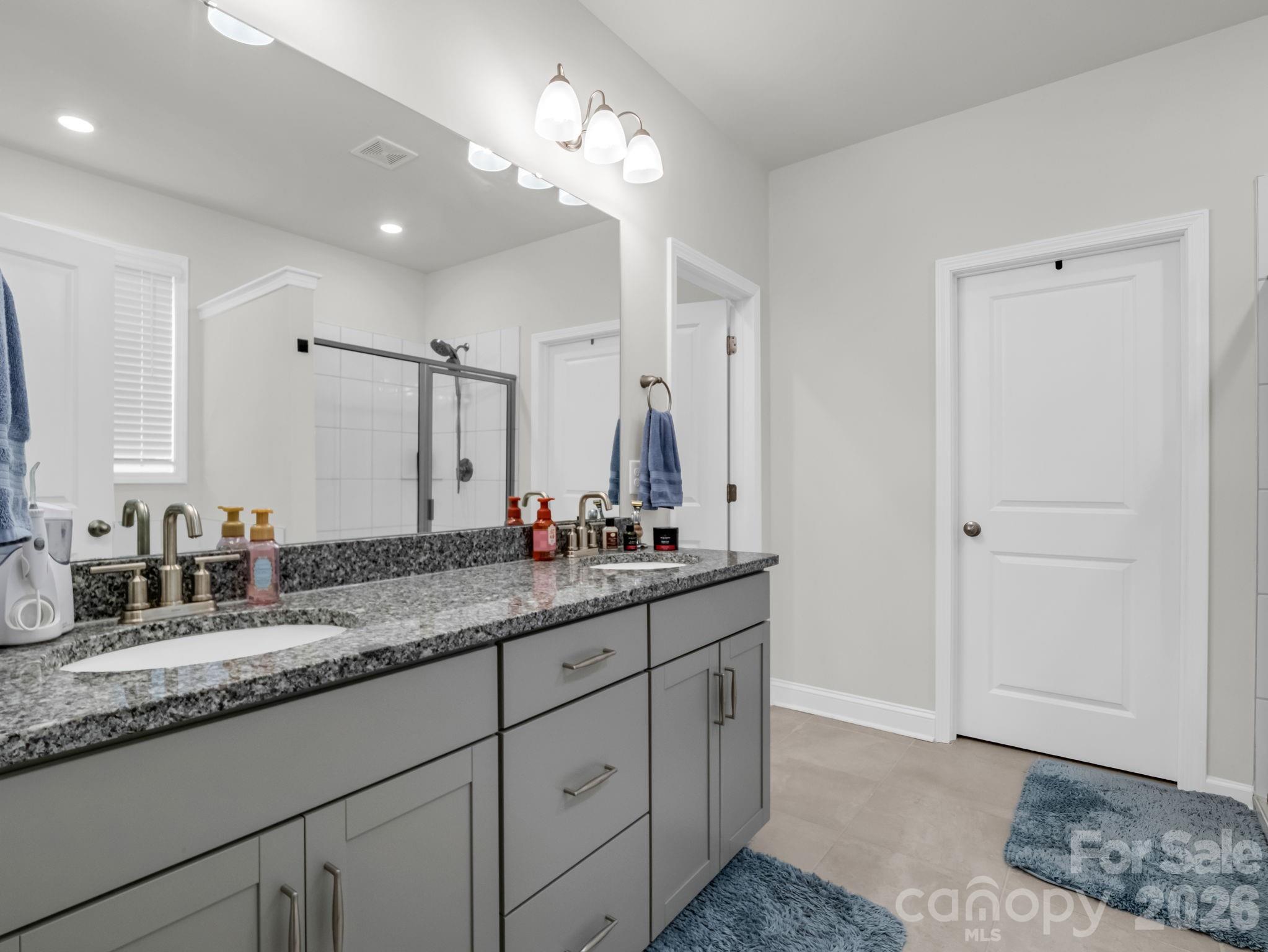 255 Fox Cove Road — Hendersonville