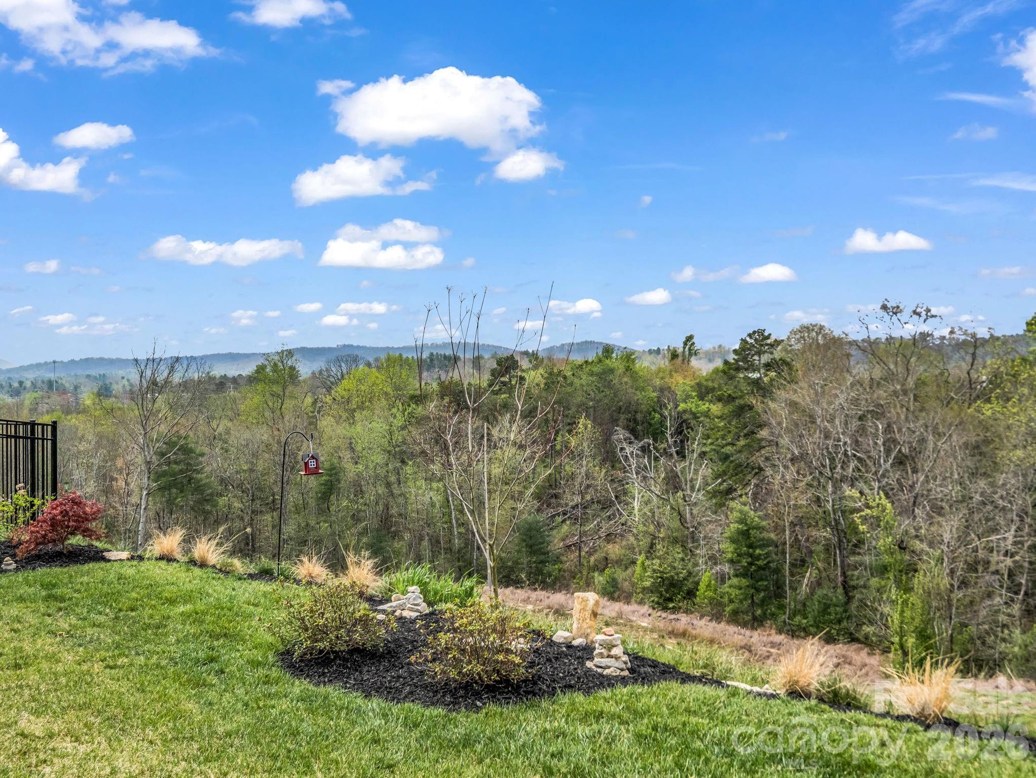 255 Fox Cove Road — Hendersonville