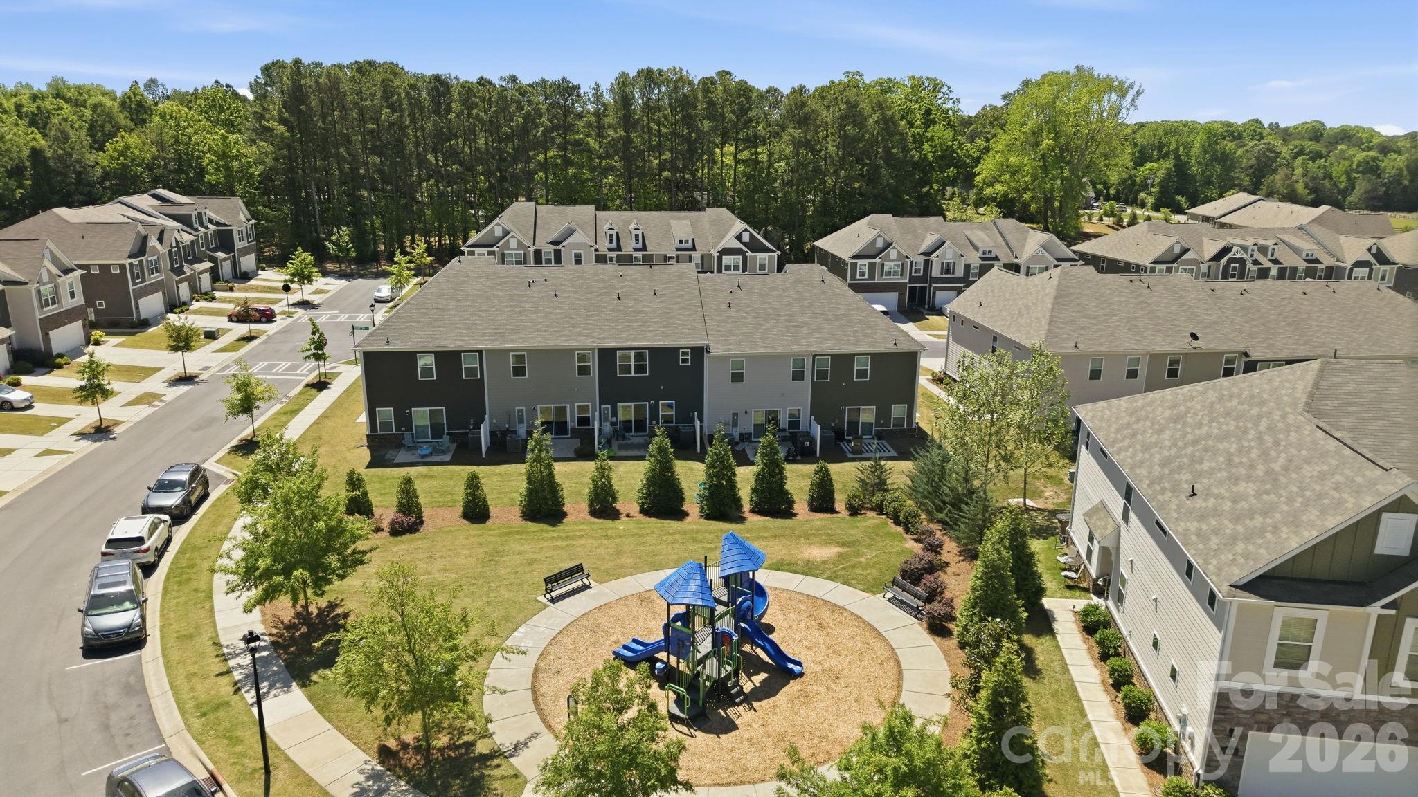 275 Harpers Run Lane — Matthews