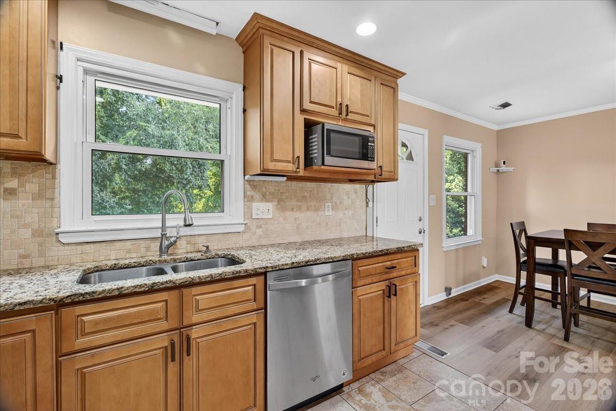 2221 Ludlow Drive — Charlotte