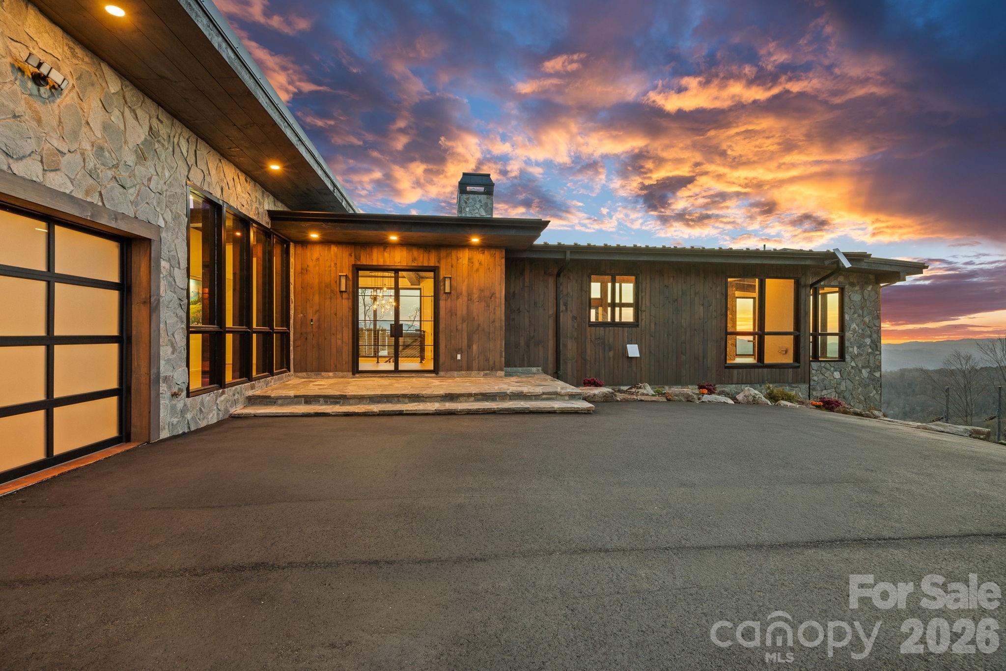 404 Silver Eagle Trail — Banner Elk