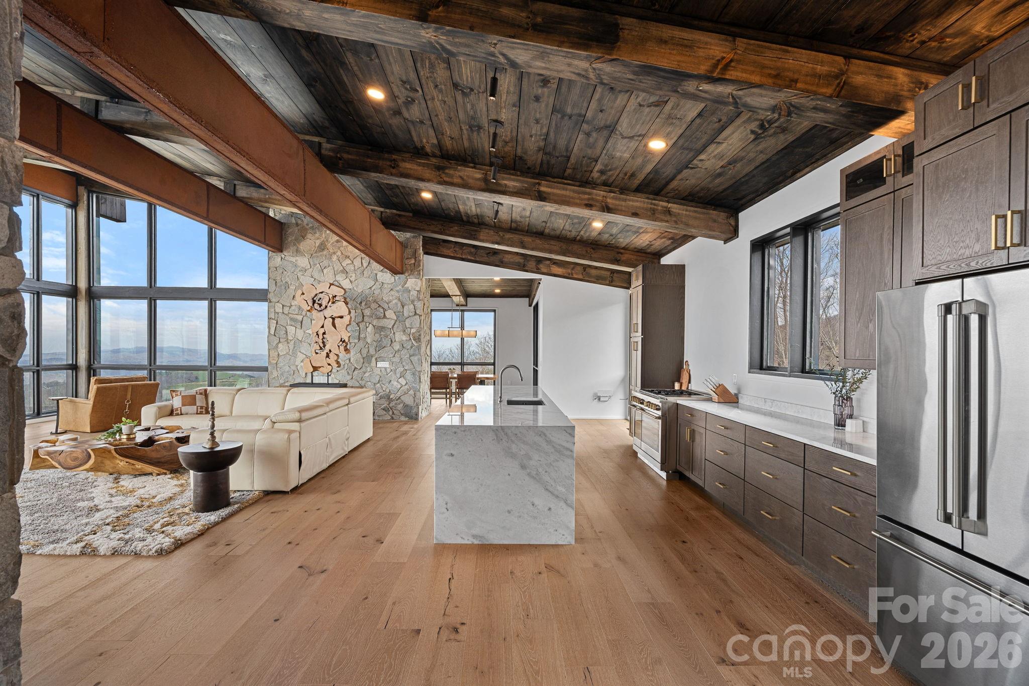 404 Silver Eagle Trail — Banner Elk