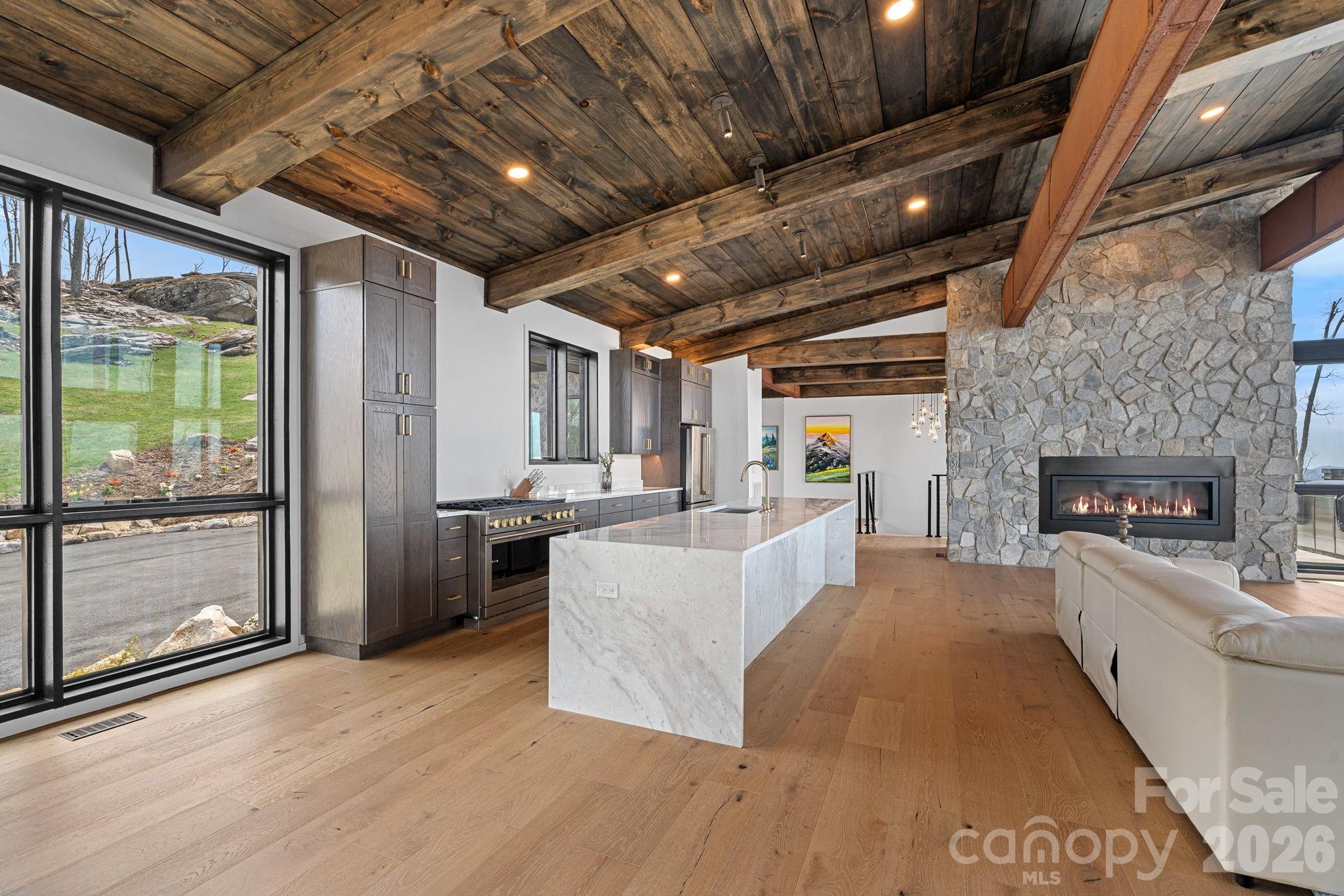 404 Silver Eagle Trail — Banner Elk