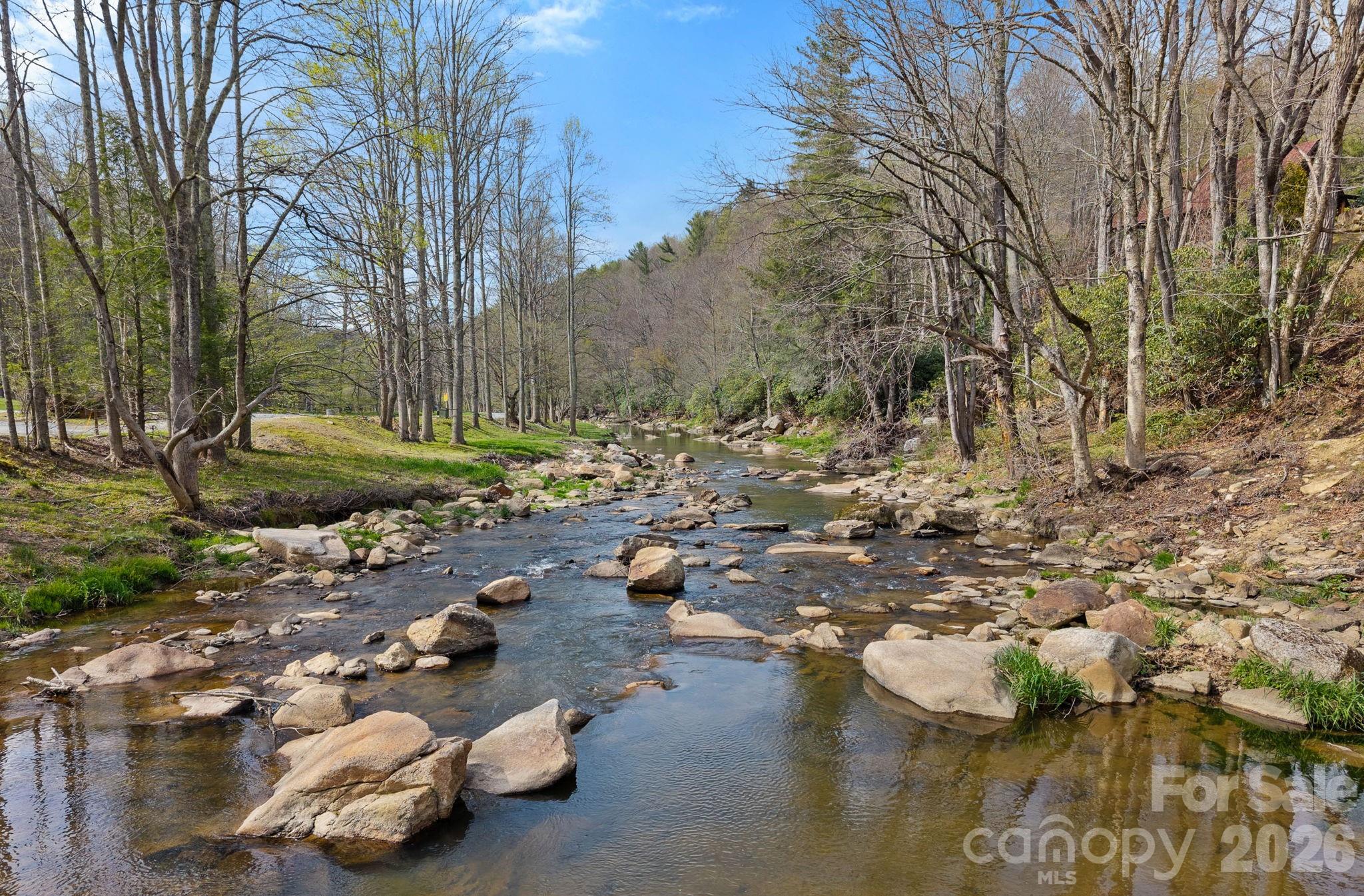 404 Silver Eagle Trail — Banner Elk